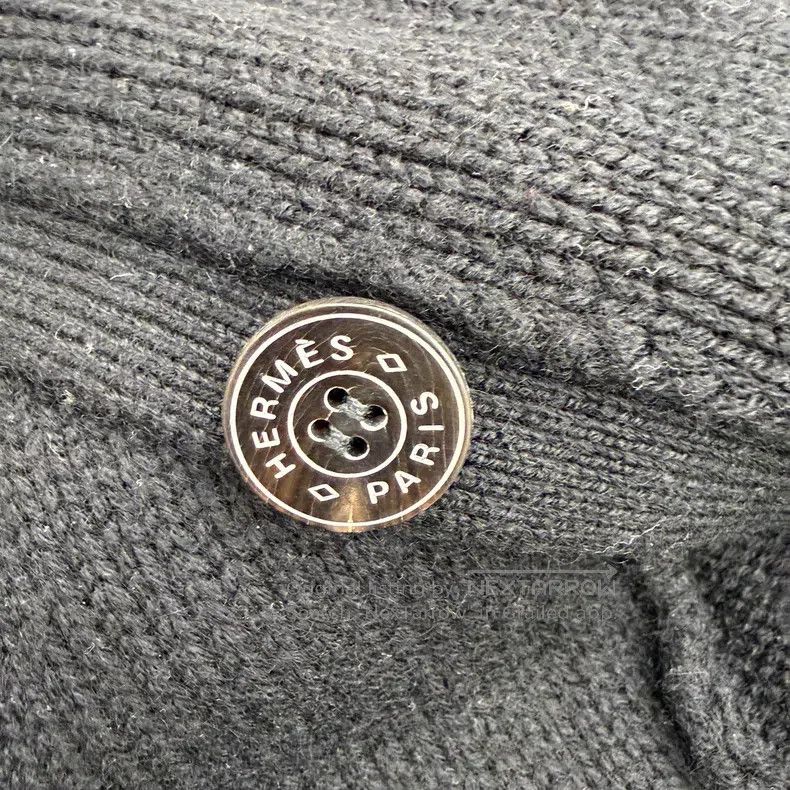 Hermes Hermes Black Slim Cashmere Cardigan Jacket Size XS / US 0-2 / IT 36-38 - 4 Thumbnail