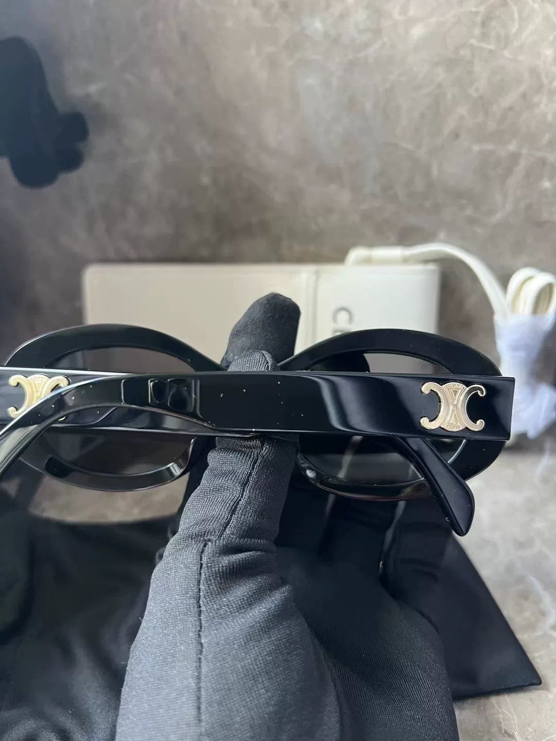 Celine Celine Oval Classic Sunglasses Size ONE SIZE - 2 Thumbnail