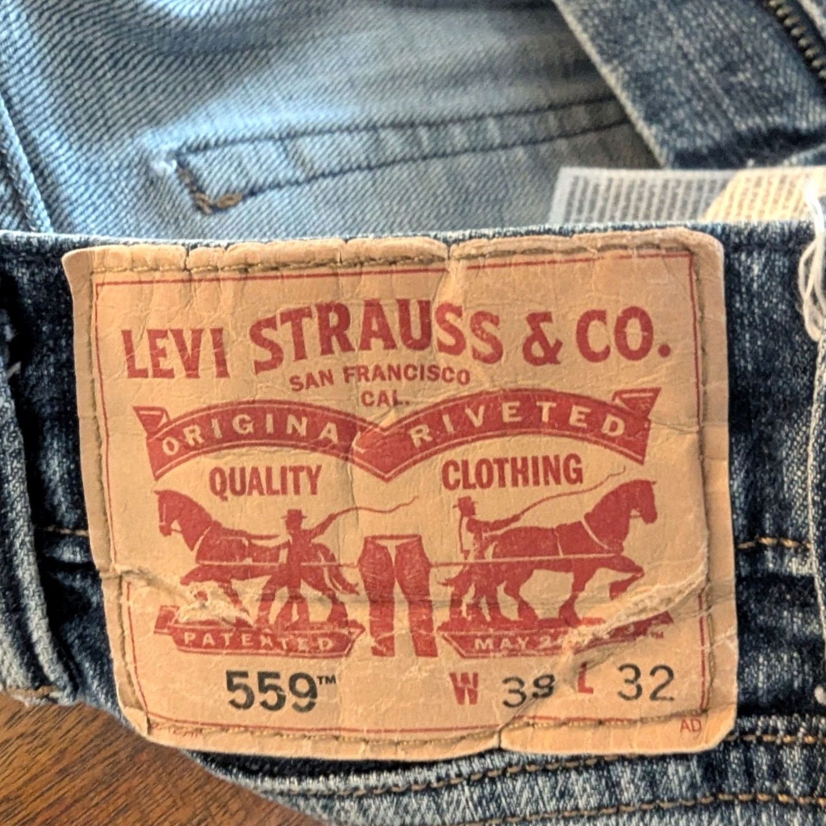 Levi's Levi's 559 Relaxed Straight Jeans Mens 38x32 Medium Wash Distressed Denim Blue Straight 5-Pocket Zip Fly Mens Jeans Size US 38 / EU 54 - 6 Thumbnail