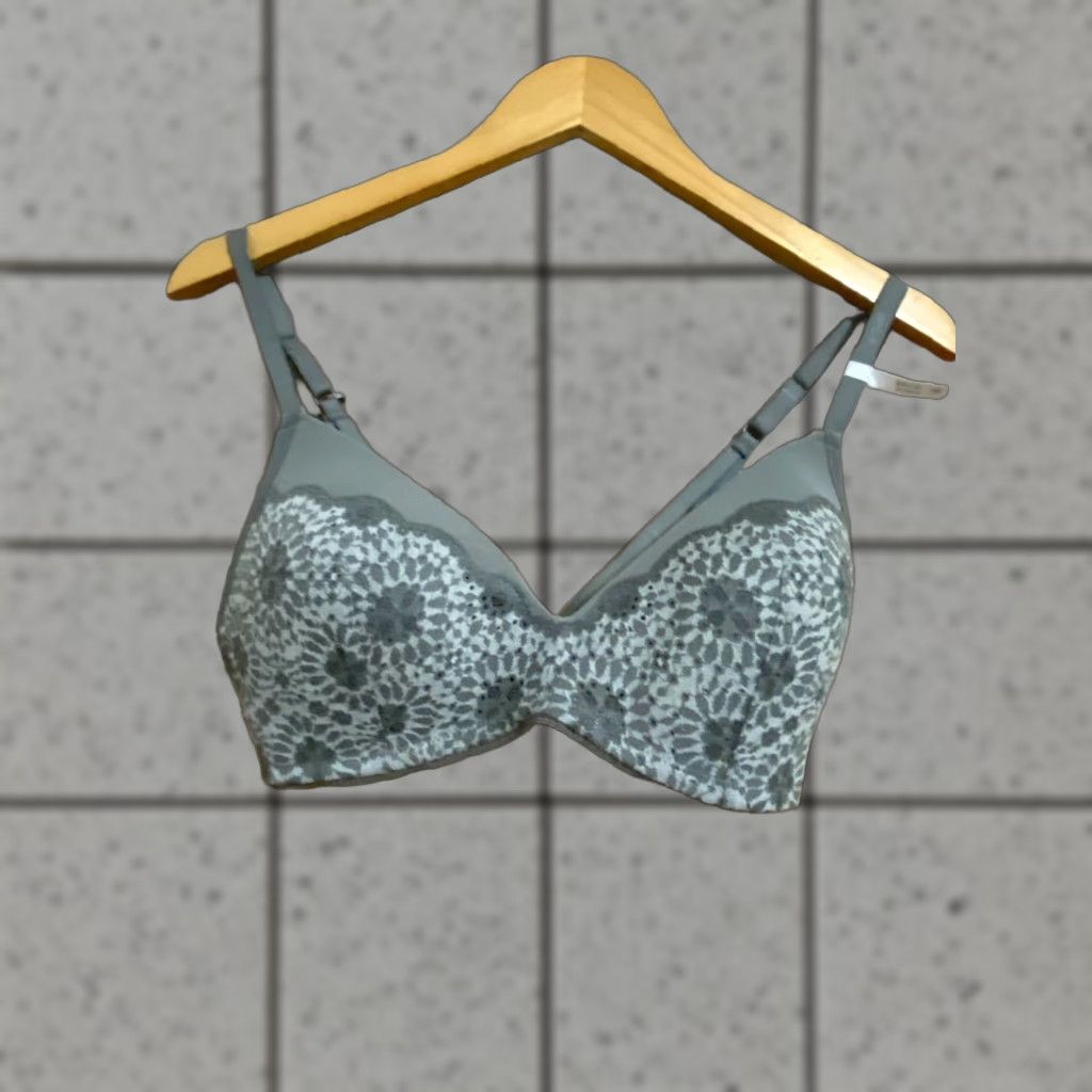 Vintage Aerie Full Coverage Bra 34D Gray Underwire Size ONE SIZE - 1 Thumbnail