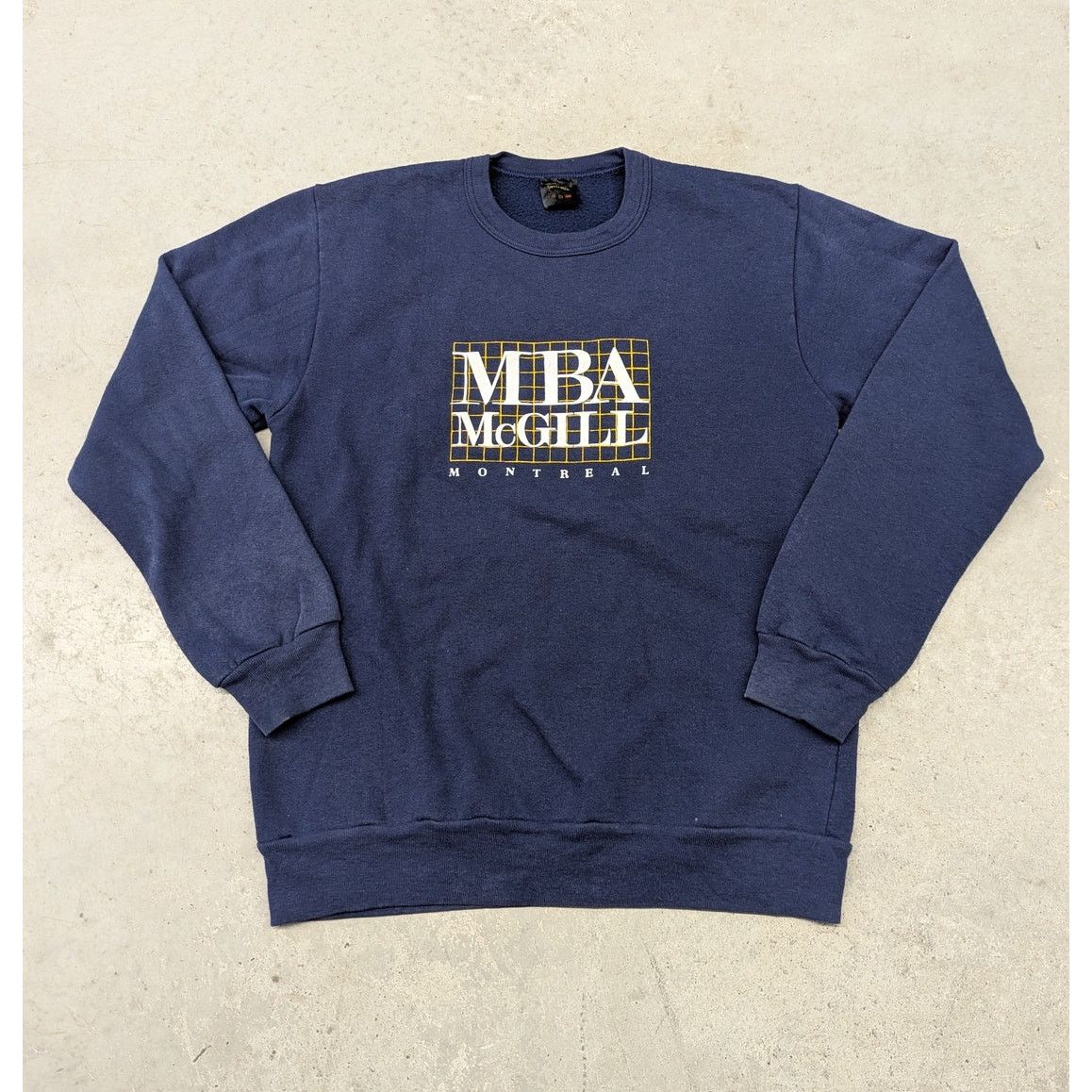 Vintage Vintage 80s MBA McGill University Montreal sweater Size US L / EU 52-54 / 3 - 1 Thumbnail