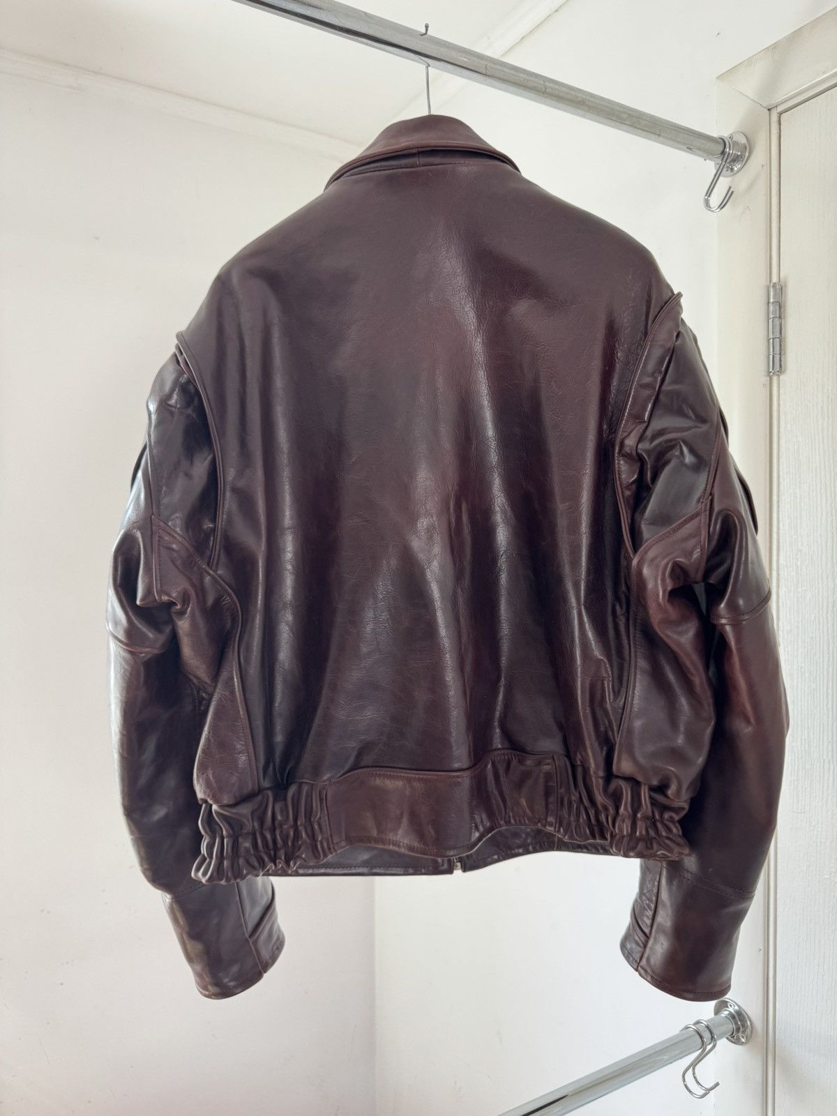 Vintage Vintage 1990 RIVETS BIKER LEATHER Jacket Deep Brown Size US XL / EU 56 / 4 - 7 Thumbnail