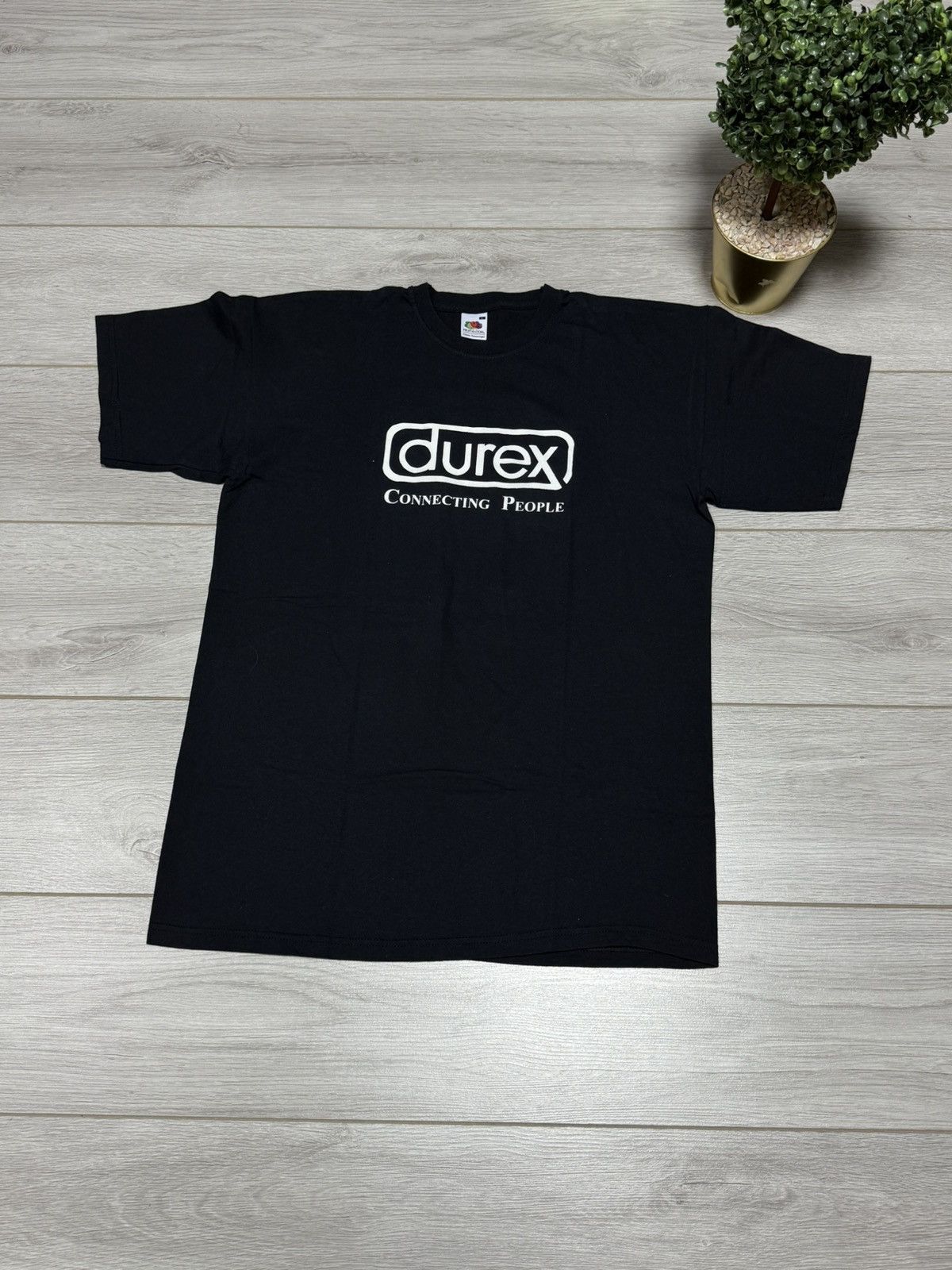 Fruit Of The Loom Durex connecting people vintage tee shirt Size US L / EU 52-54 / 3 - 4 Thumbnail