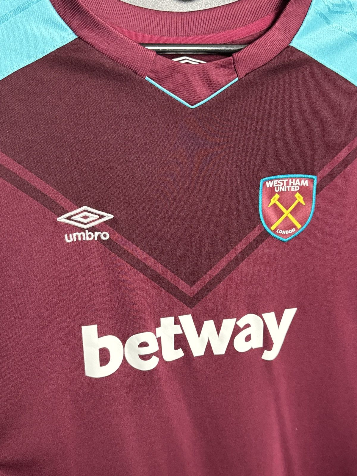 Umbro West Ham United 17/18 Home Football Jersey Size XL / US 12-14 / IT 48-50 - 3 Thumbnail