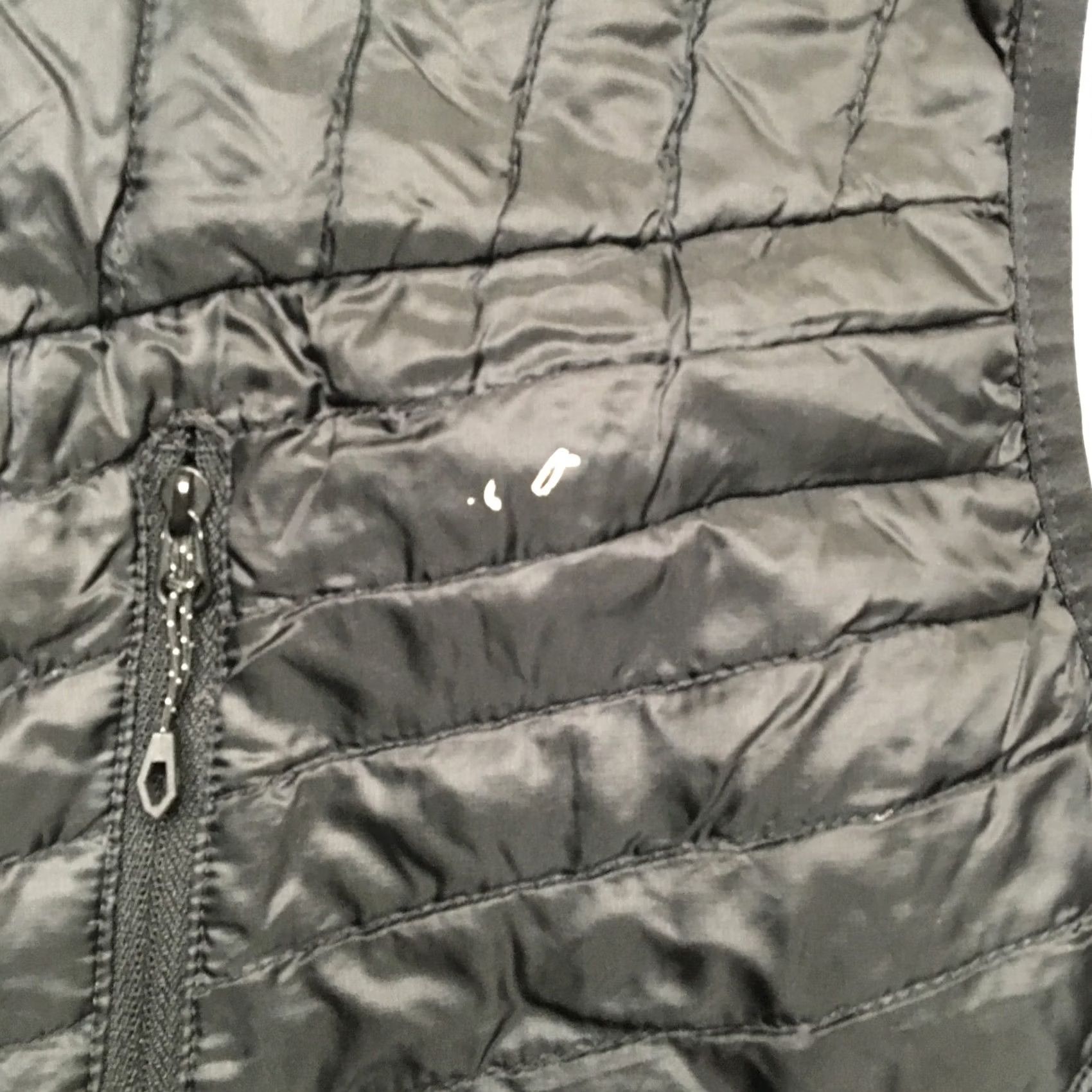 Eddie Bauer Eddie Bauer First Ascent Down Vest Men M Black Puffer Full Zip Mid-Length Zip Vest Mens Black Down Puffer Jacket 90s Size US M / EU 48-50 / 2 - 4 Thumbnail