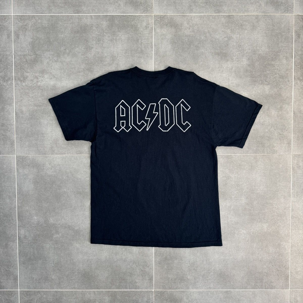 AC/DC Vintage AC/DC Hells Bells Rock Band Tee T-Shirt Size XL Size US XL / EU 56 / 4 - 14 Thumbnail