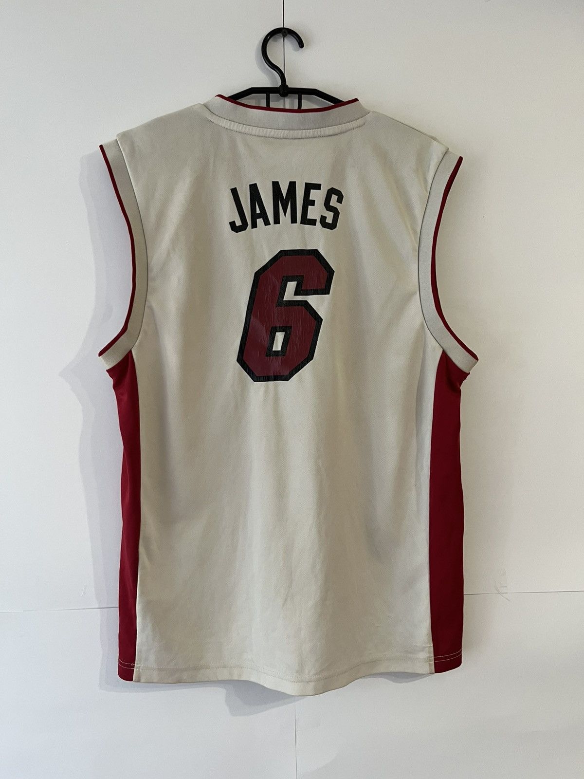Adidas Adidas Miami Heat LeBron James #6 NBA Basketball Jersey Size US M / EU 48-50 / 2 - 6 Thumbnail