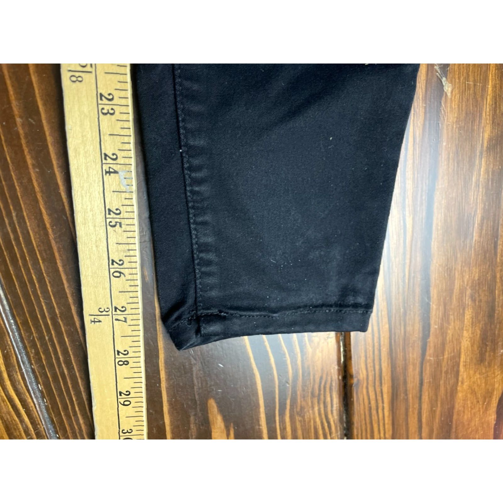 Vintage WallFlower Jeans Women’s Size 7 Black The Ultra Fit Jeans Regular Skinny 28in Inseam Womens Size 28" / US 6 / IT 42 - 6 Thumbnail
