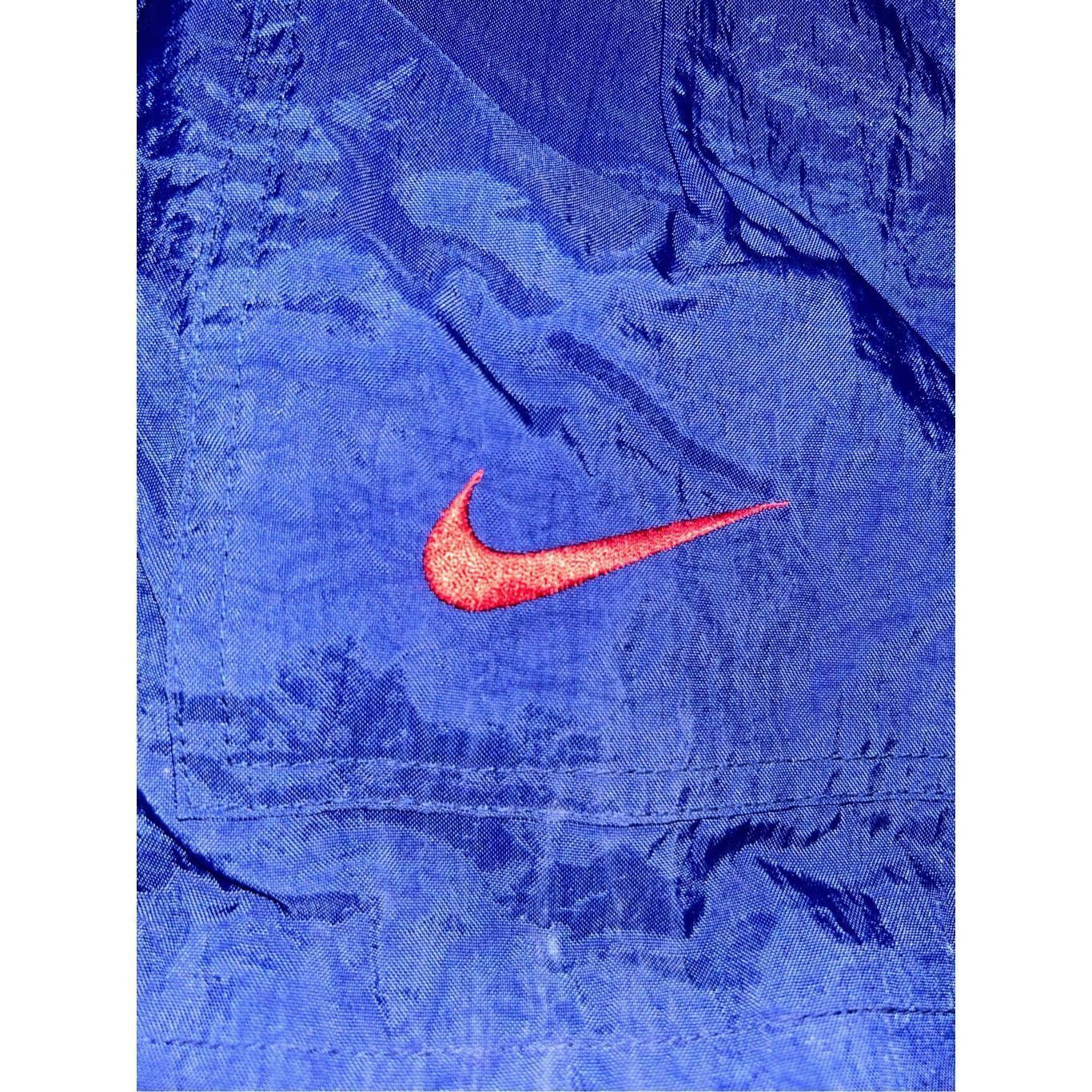 Nike Vintage Nike Blue Hooded Windbreaker Jacket Size M Size US M / EU 48-50 / 2 - 4 Thumbnail