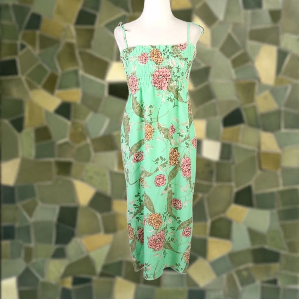 Vintage VINTAGE 70s Pretty Girl Floral Smocked Midi Dress S Women Sleeveless Green Pink Bohemian Sundress Fashion Dress Size S / US 4 / IT 40 - 1 Thumbnail