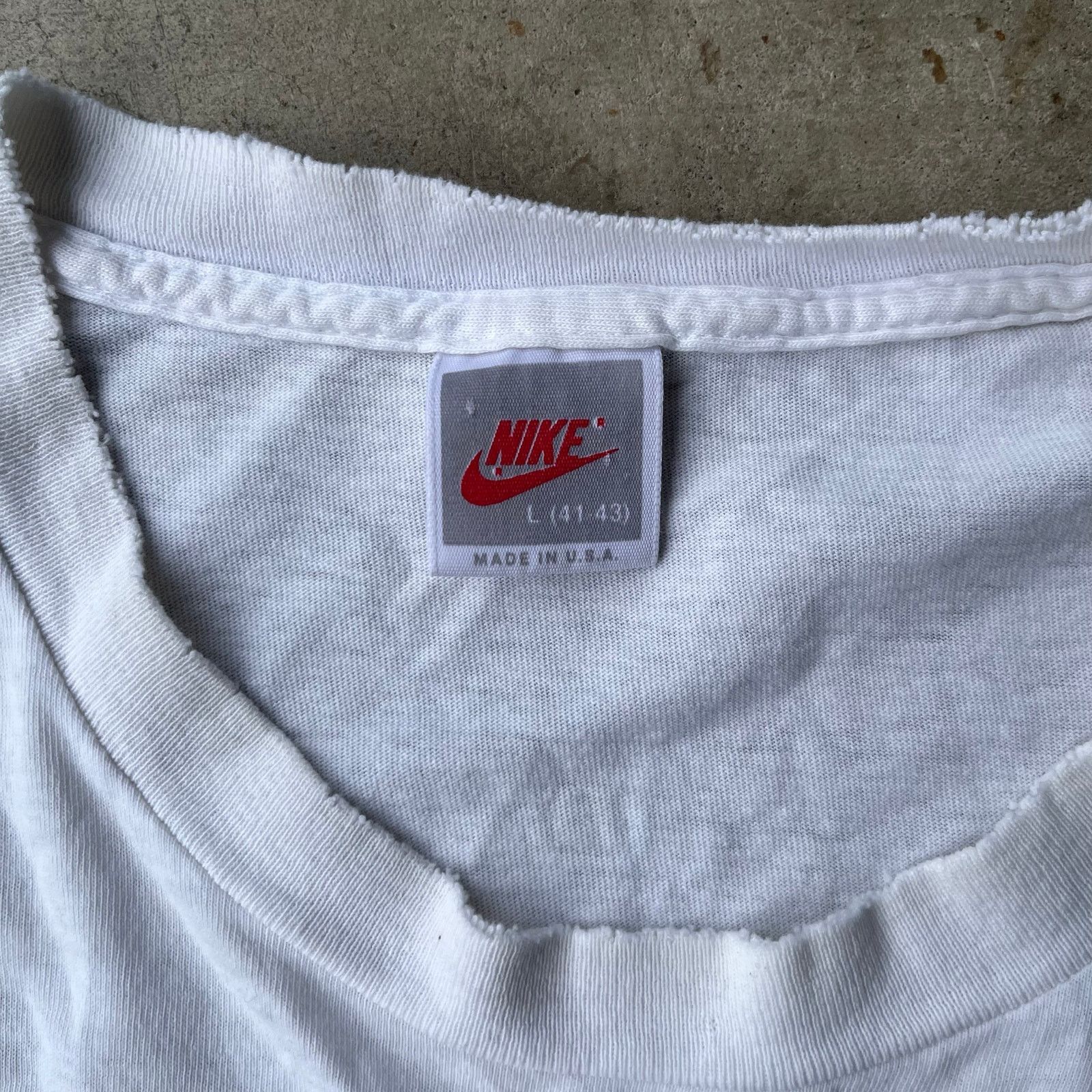 Vintage Nike Charles Barkley Fined WHITE Shirt Size Large Vintage Size US L / EU 52-54 / 3 - 4 Thumbnail