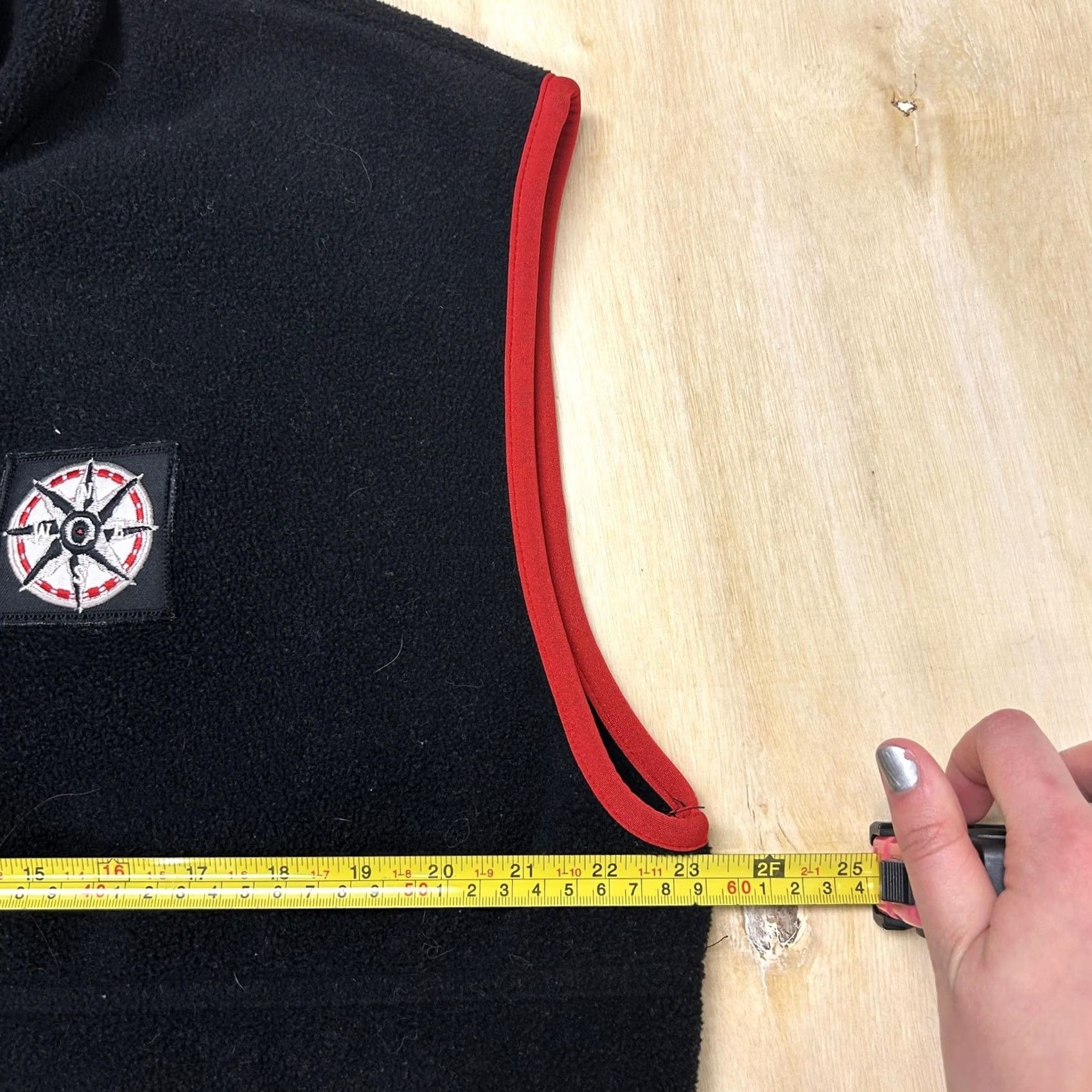 Marlboro VINTAGE Marlboro Fleece Vest Mens Large Black Red Trim Full Zip Compass Logo Vest Mens Large Black Red Trim Full Zip Compass Logo Size US L / EU 52-54 / 3 - 3 Thumbnail