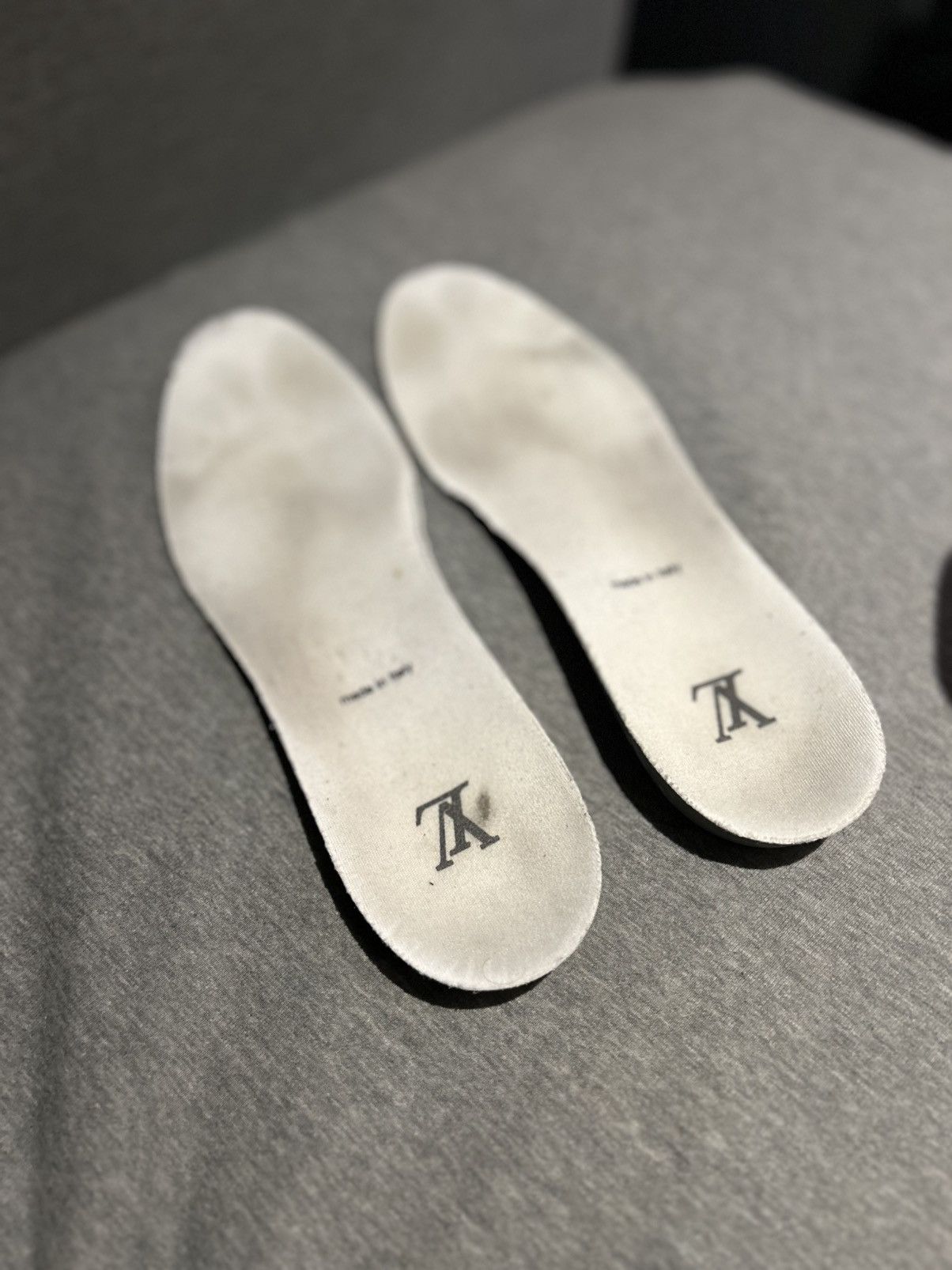Louis Vuitton Virgil Abloh Louis Vuitton Trainer Size US 9 / EU 42 - 6 Thumbnail