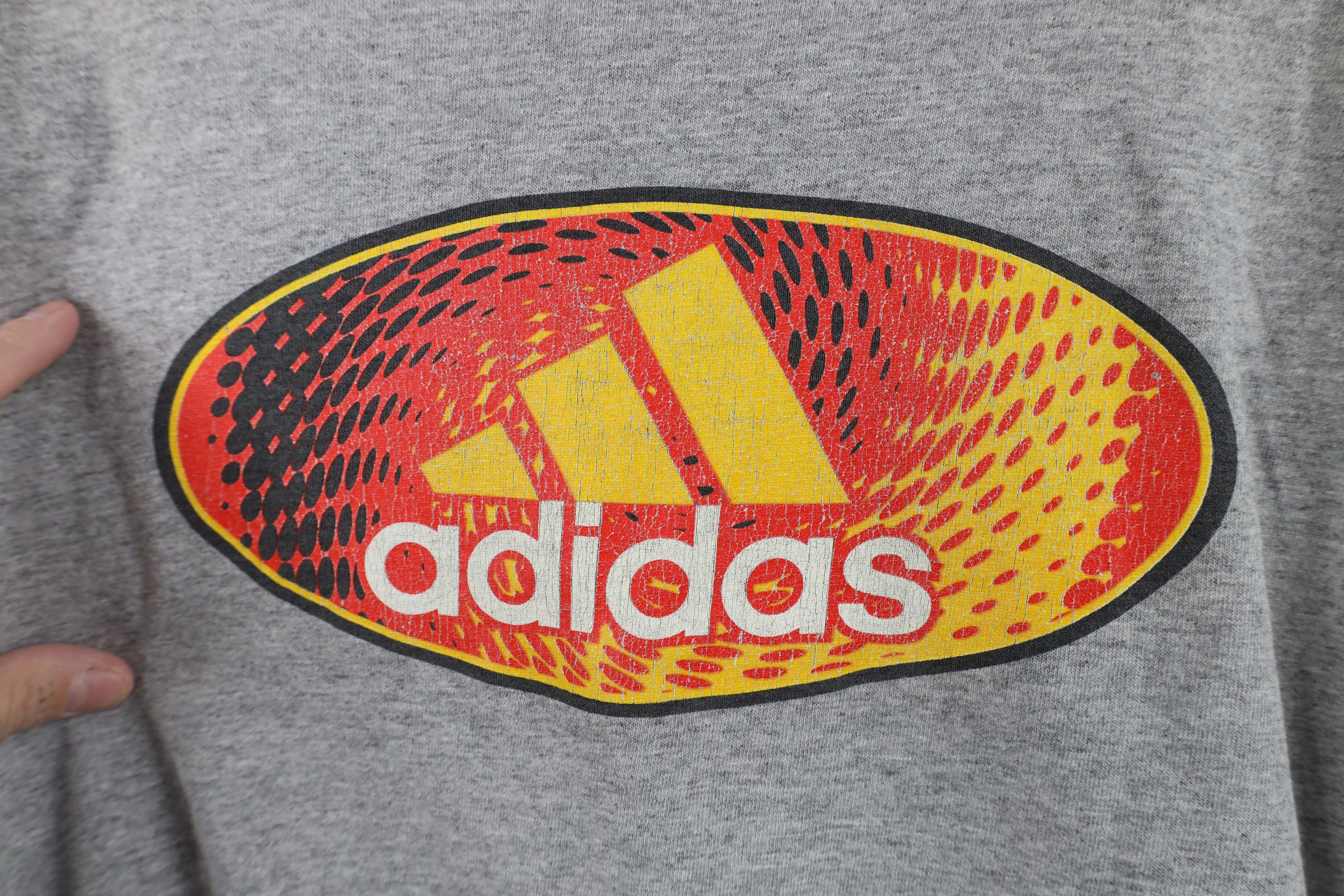 Adidas Vintage 90s Adidas Spell Out Center Logo T-Shirt Gray USA Size US L / EU 52-54 / 3 - 11 Thumbnail