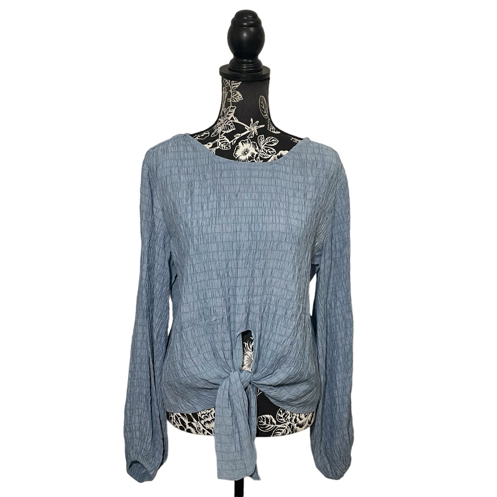 Other SOVERE Tie Front Light Blue Stretchy Blouse AUS 12 US Large Size L / US 10 / IT 46 - 1 Thumbnail