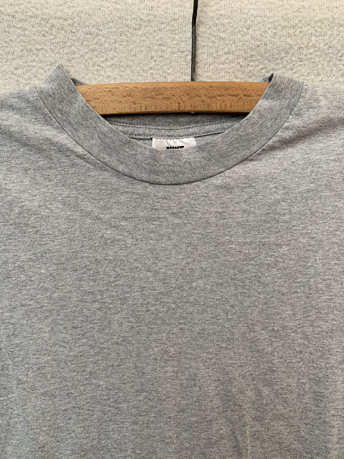 Nike × Vintage Y2K 90s Nike Vintage T-shirt | Big Logo | S-M size Size US M / EU 48-50 / 2 - 5 Thumbnail
