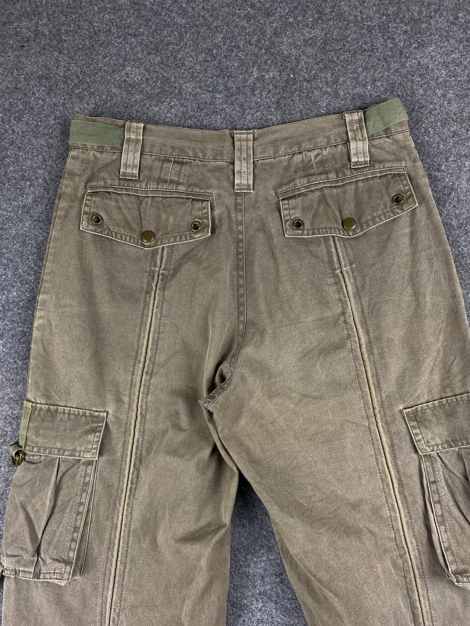 Japanese Brand japanese brand streetwear cargo pants nice design Size US 29 - 3 Thumbnail