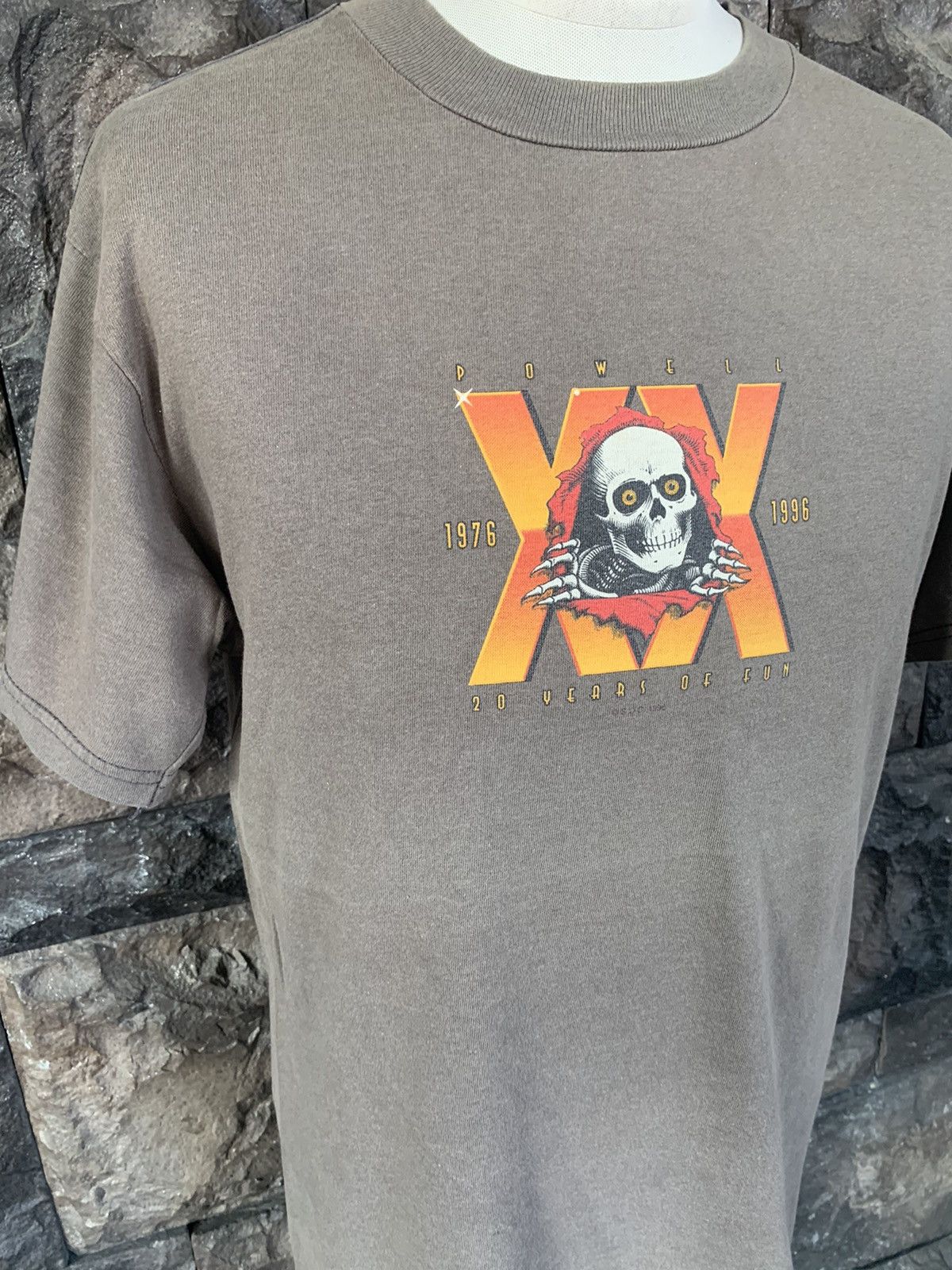 Powell Peralta × Vintage Vintage 90s Powell Parelta Bones Skateboards T shirt Size US M / EU 48-50 / 2 - 5 Thumbnail