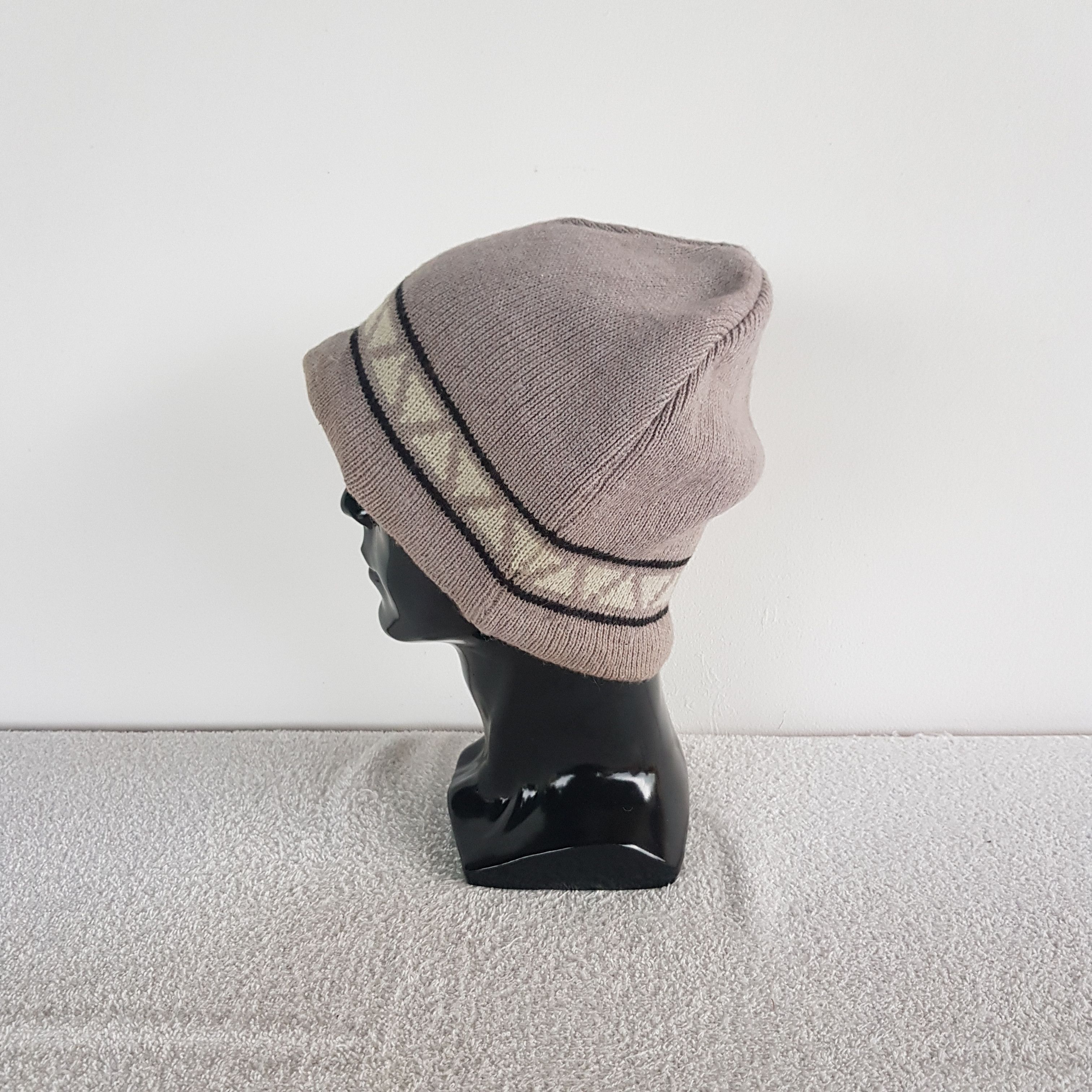 Japanese Brand Vintage SOS Beanie Knitted Snow Caps Ski Hats. Size ONE SIZE - 4 Thumbnail