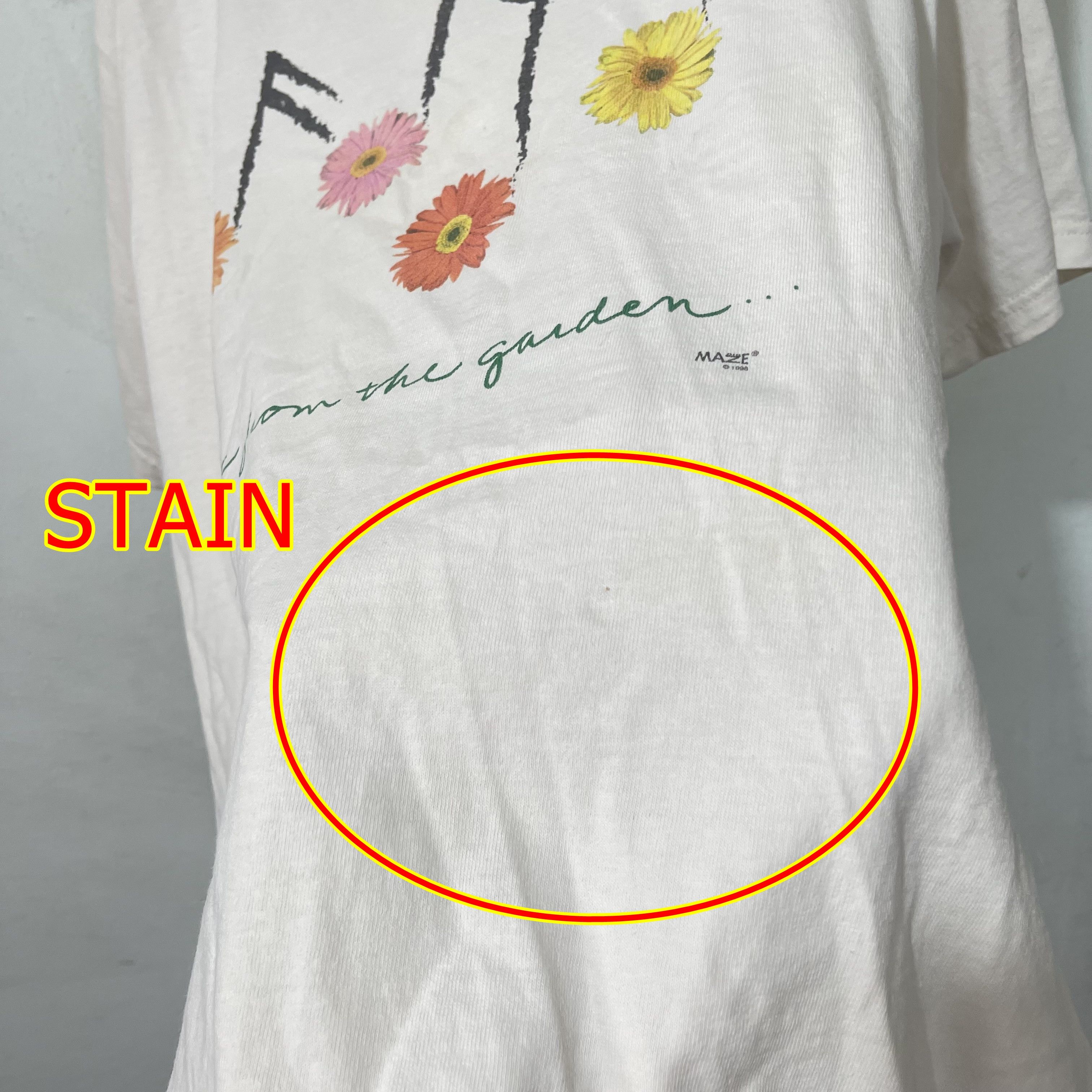 Vintage Vintage 90s Music From the Garden Maze T-Shirt Size US L / EU 52-54 / 3 - 9 Thumbnail