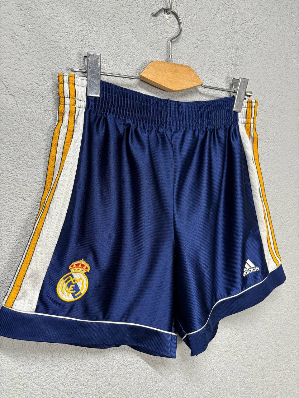 Adidas × Vintage vintage adidas Real Madrid mens shorts 90s M Size US 32 / EU 48 - 2 Thumbnail