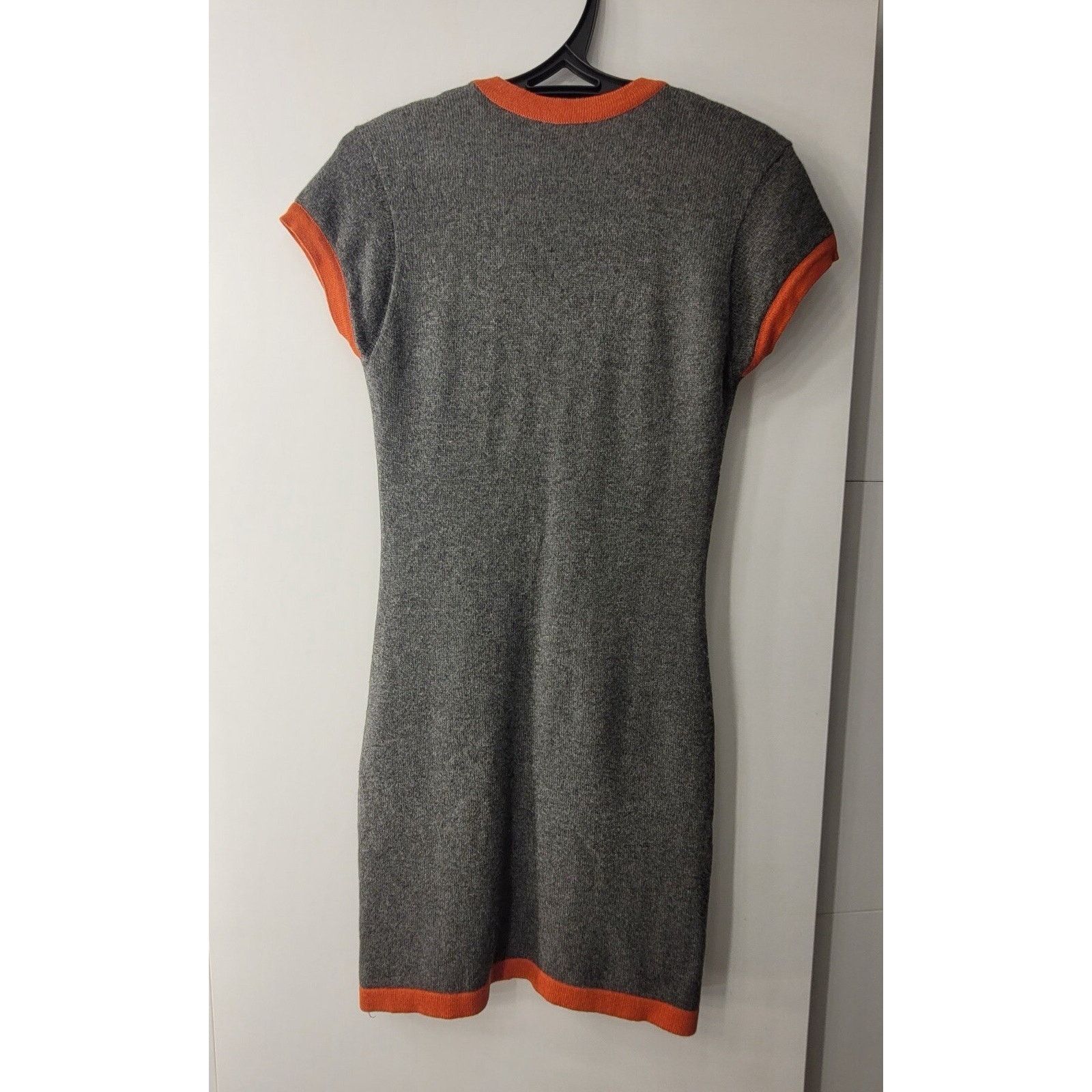 Chanel CHANEL 07A Cashmere COCO Logo Badge Knit Dress Sz.44 Size L / US 10 / IT 46 - 6 Thumbnail