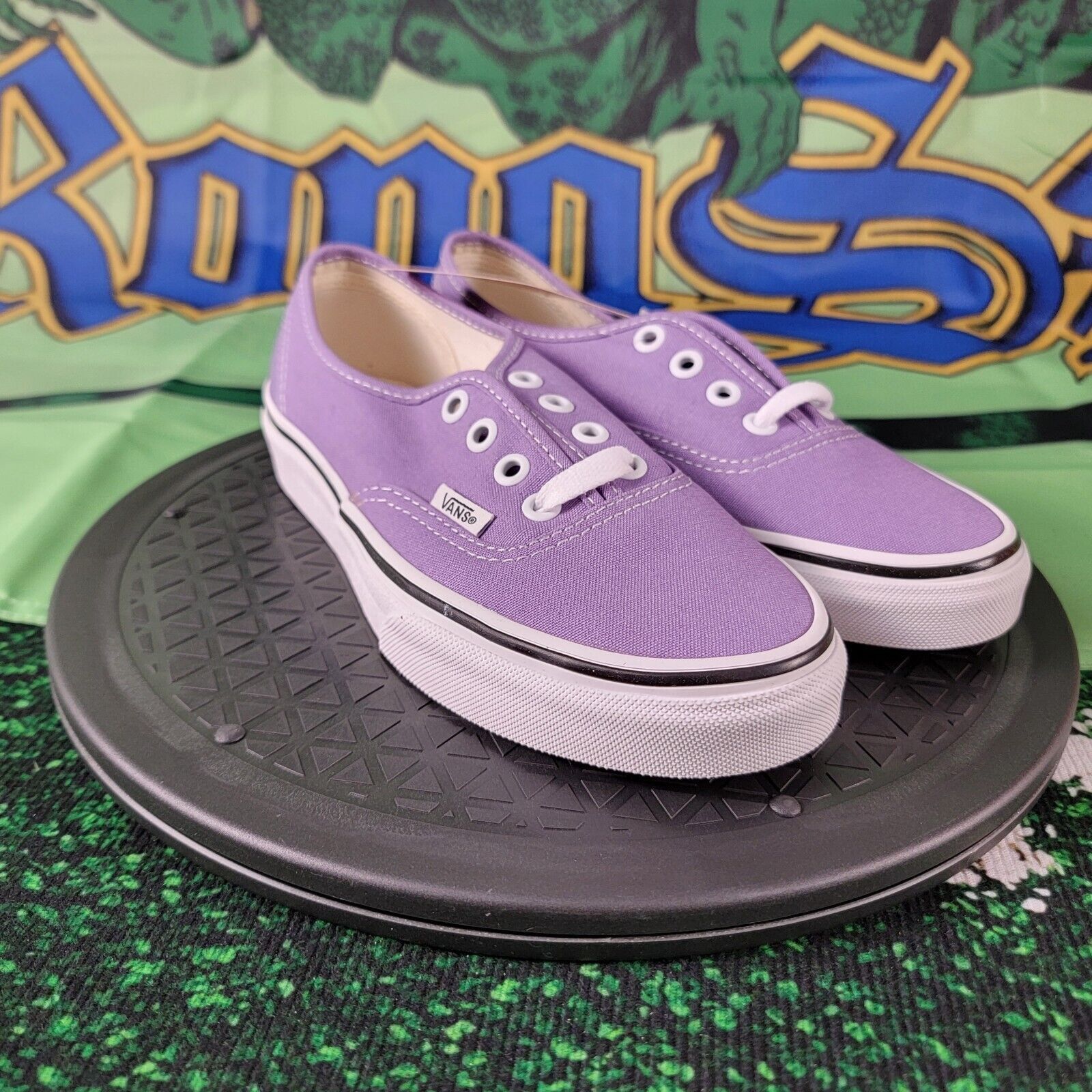 Vans Vans Authentic Chalk Violet Skateboarding Shoes Sz 4M 5.5W Size US 5.5 / IT 35.5 - 4 Thumbnail
