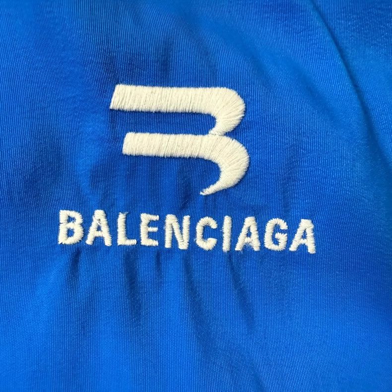 Balenciaga Balenciaga Sportyb Embroidered Blue and White Color-Block J Size US S / EU 44-46 / 1 - 2 Thumbnail