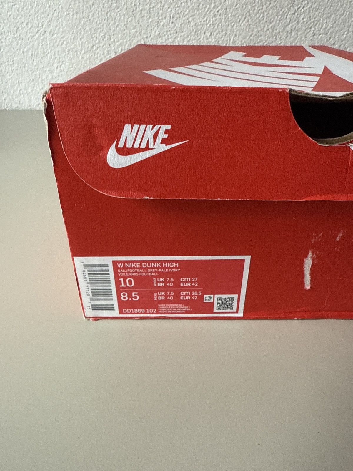 Nike Nike Dunk High Football Grey Size US 8.5 / EU 41-42 - 8 Thumbnail