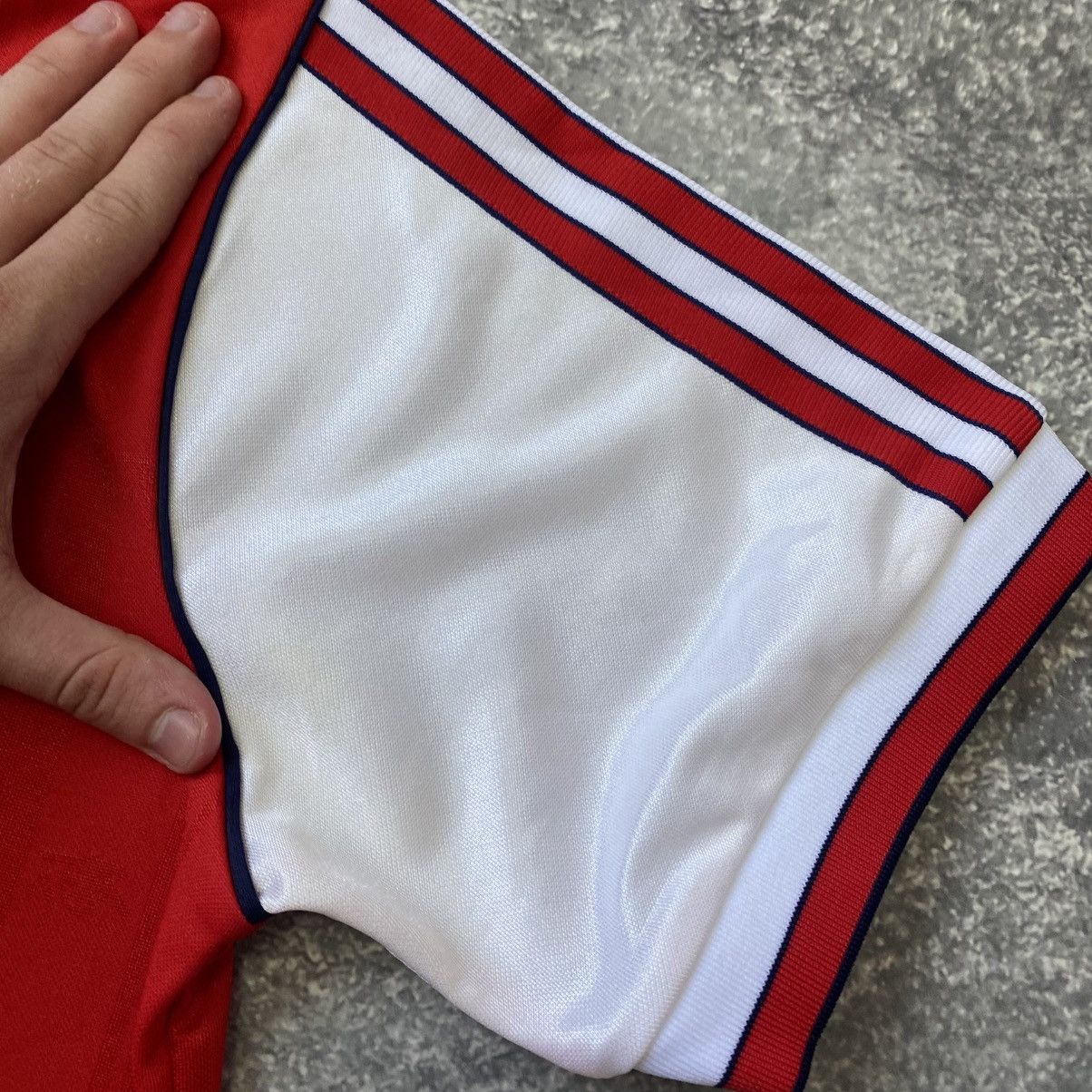 Adidas Vintage Adidas FC Arcenal 1986 JVC Rare home soccer jersey Size US M / EU 48-50 / 2 - 11 Thumbnail