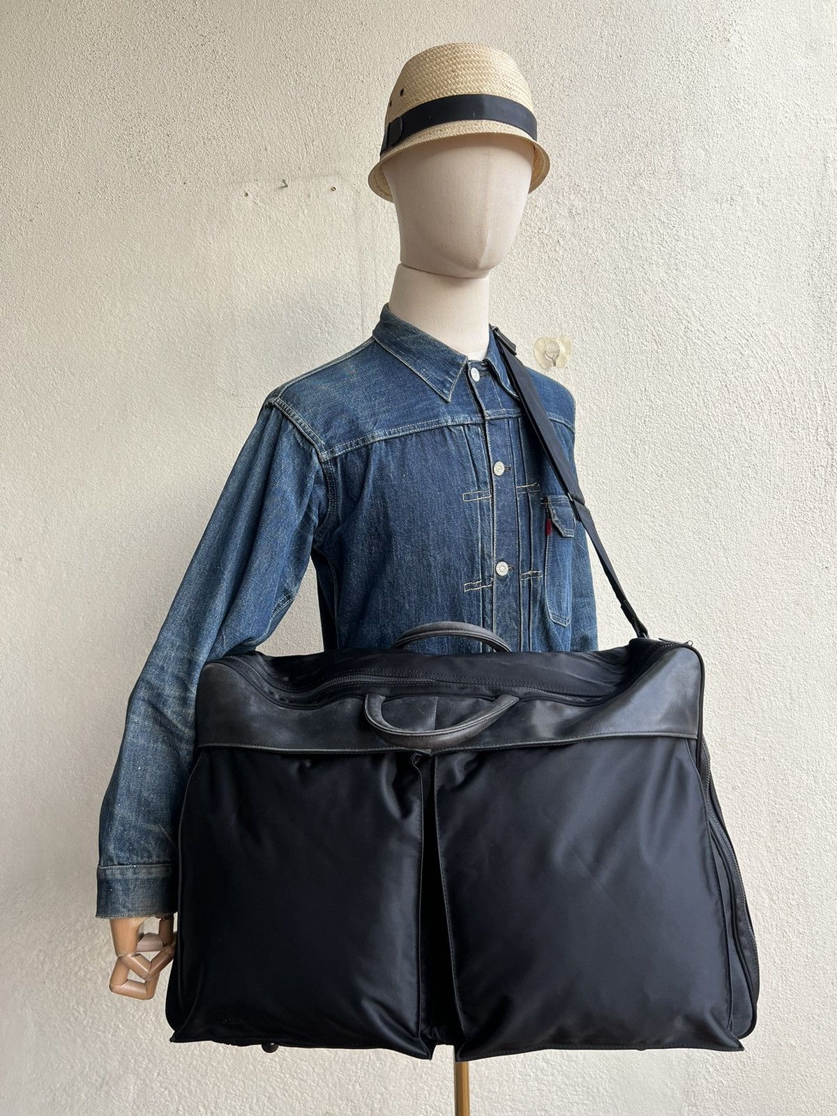 Men s Barneys New York Bags Luggage Grailed