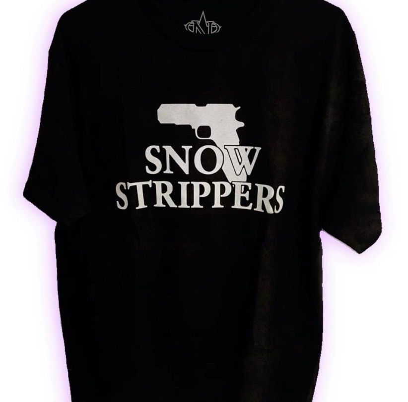 Vintage Snow Strippers Gun Tee (nicebassbro) Size US L / EU 52-54 / 3 - 1 Thumbnail