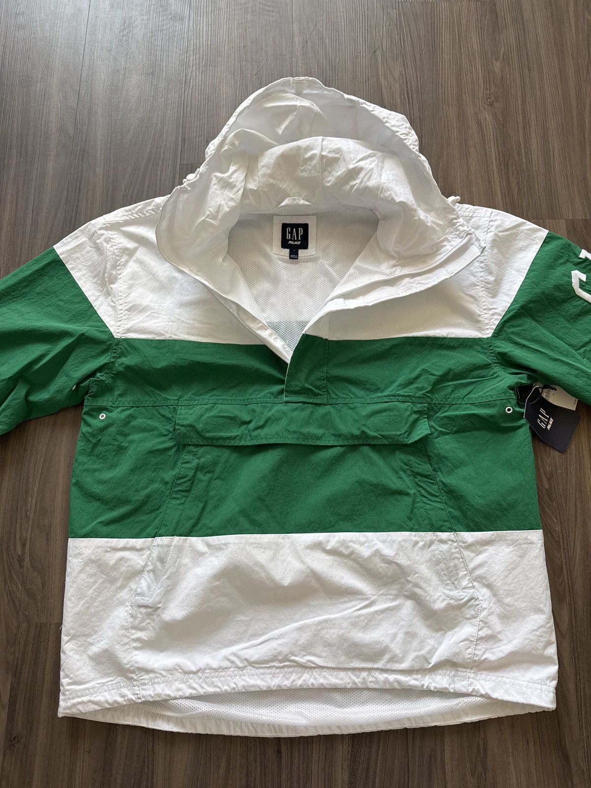 Palace x Gap Windbreaker White Green - Small (Fits M) Rare