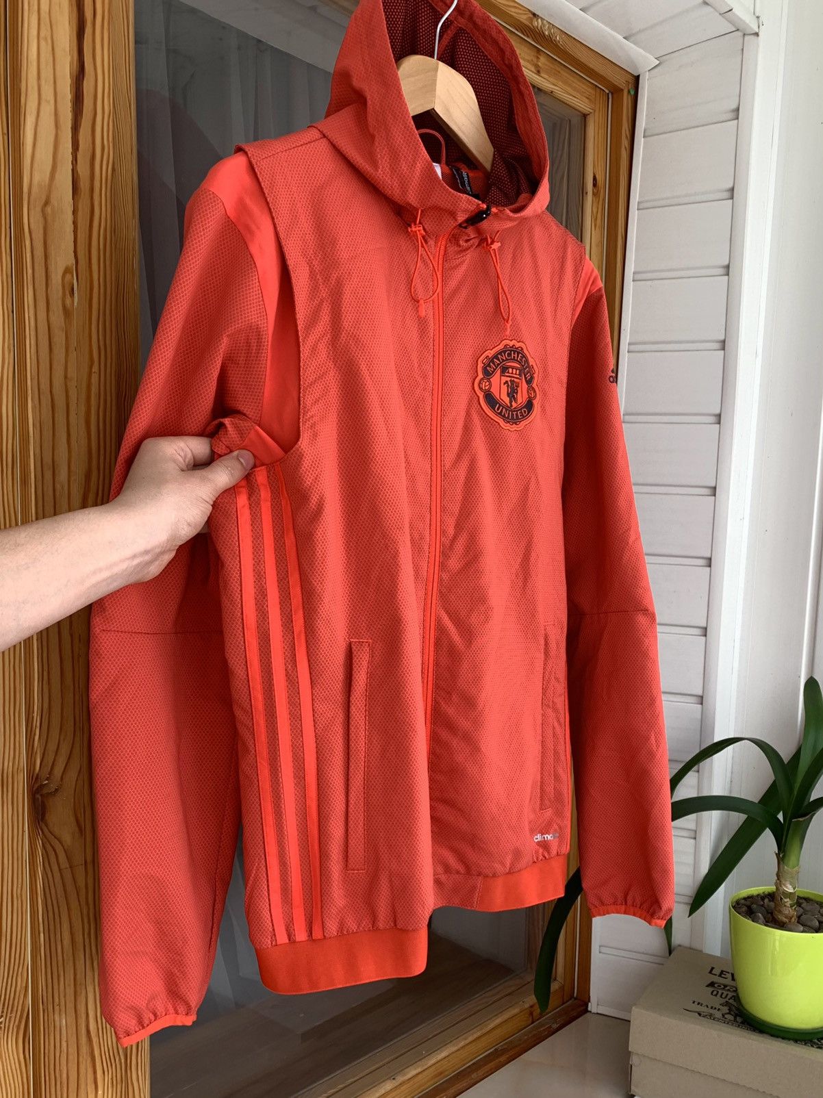 Adidas Adidas FC Manchester United 2016 Presentation Jacket Size S Size US S / EU 44-46 / 1 - 8 Thumbnail