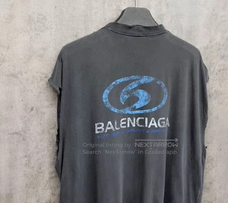 Balenciaga Balenciaga Distressed Logo Sleeveless Vest. Size US M / EU 48-50 / 2 - 2 Thumbnail