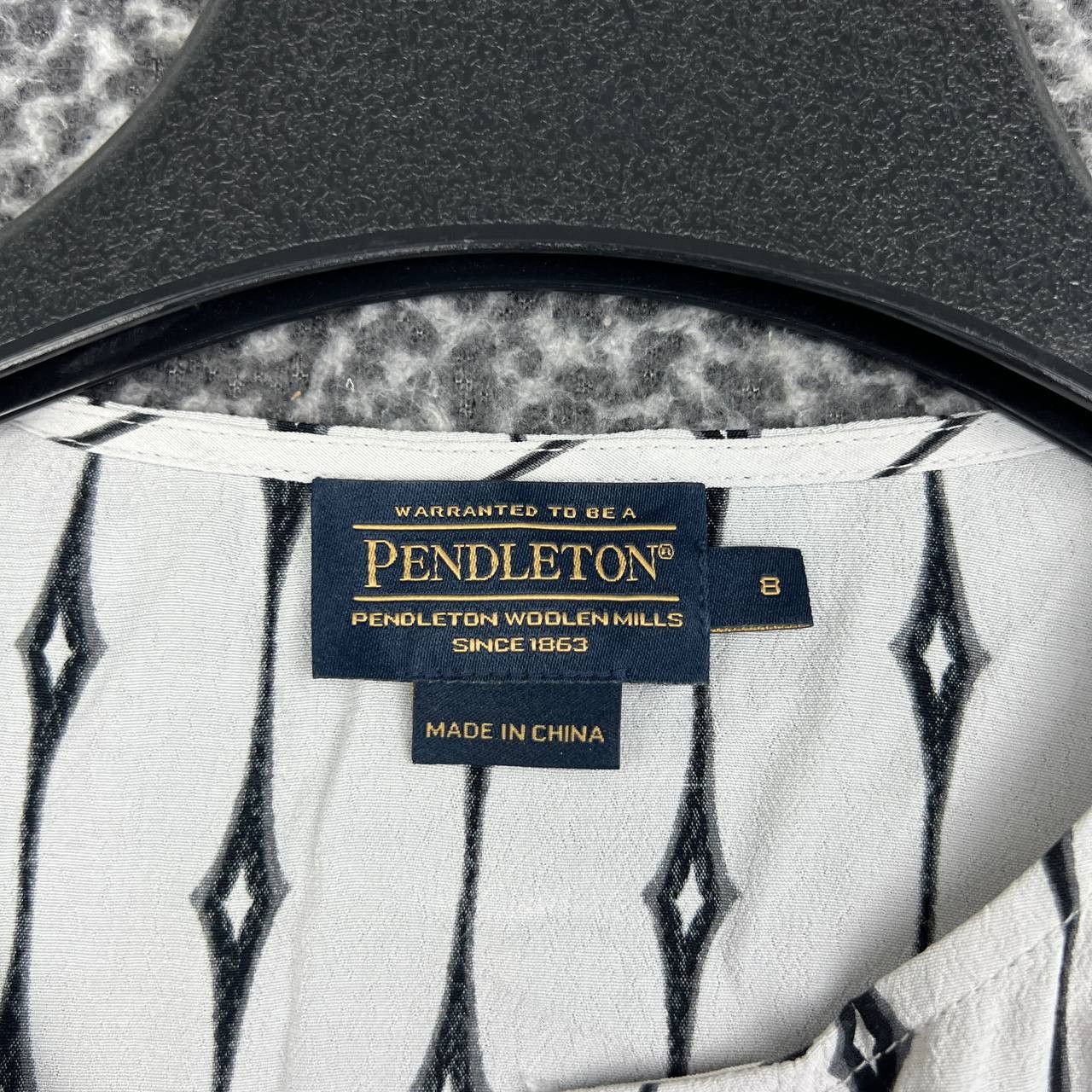 Pendleton Pendleton Blouse Women 8 Geometric Print Long Sleeve Size M / US 6-8 / IT 42-44 - 2 Thumbnail