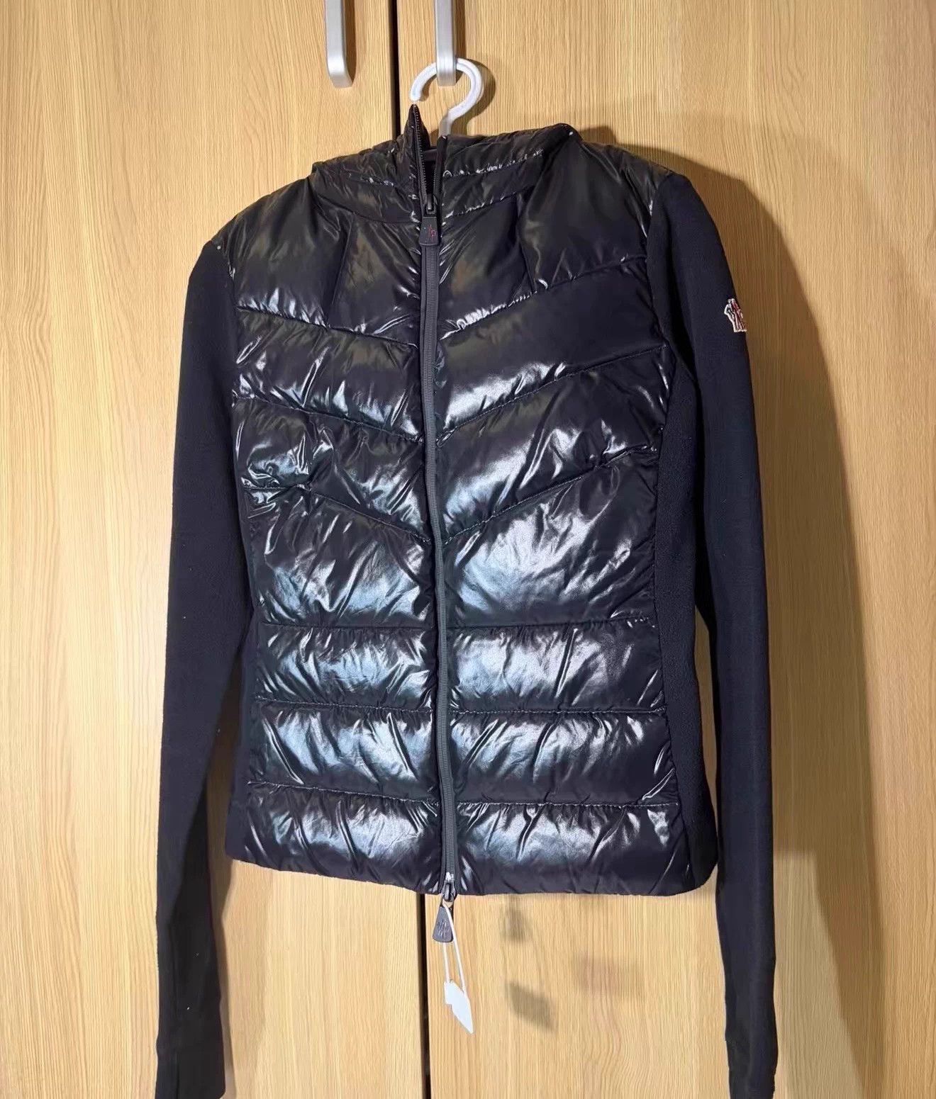 Moncler Moncler Women's Polar Fleece & Down Puffer XS 99 New Size XS / US 0-2 / IT 36-38 - 1 Thumbnail