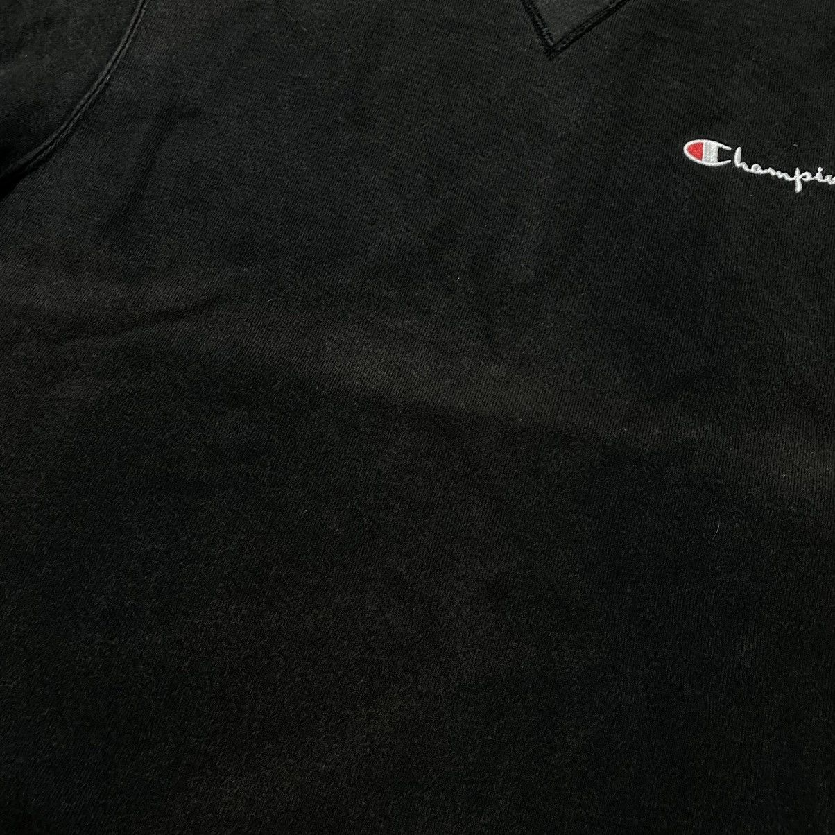 Champion × Vintage Vintage 90's Champion Small Logo Sweatshirts Embroidery Size US M / EU 48-50 / 2 - 9 Thumbnail
