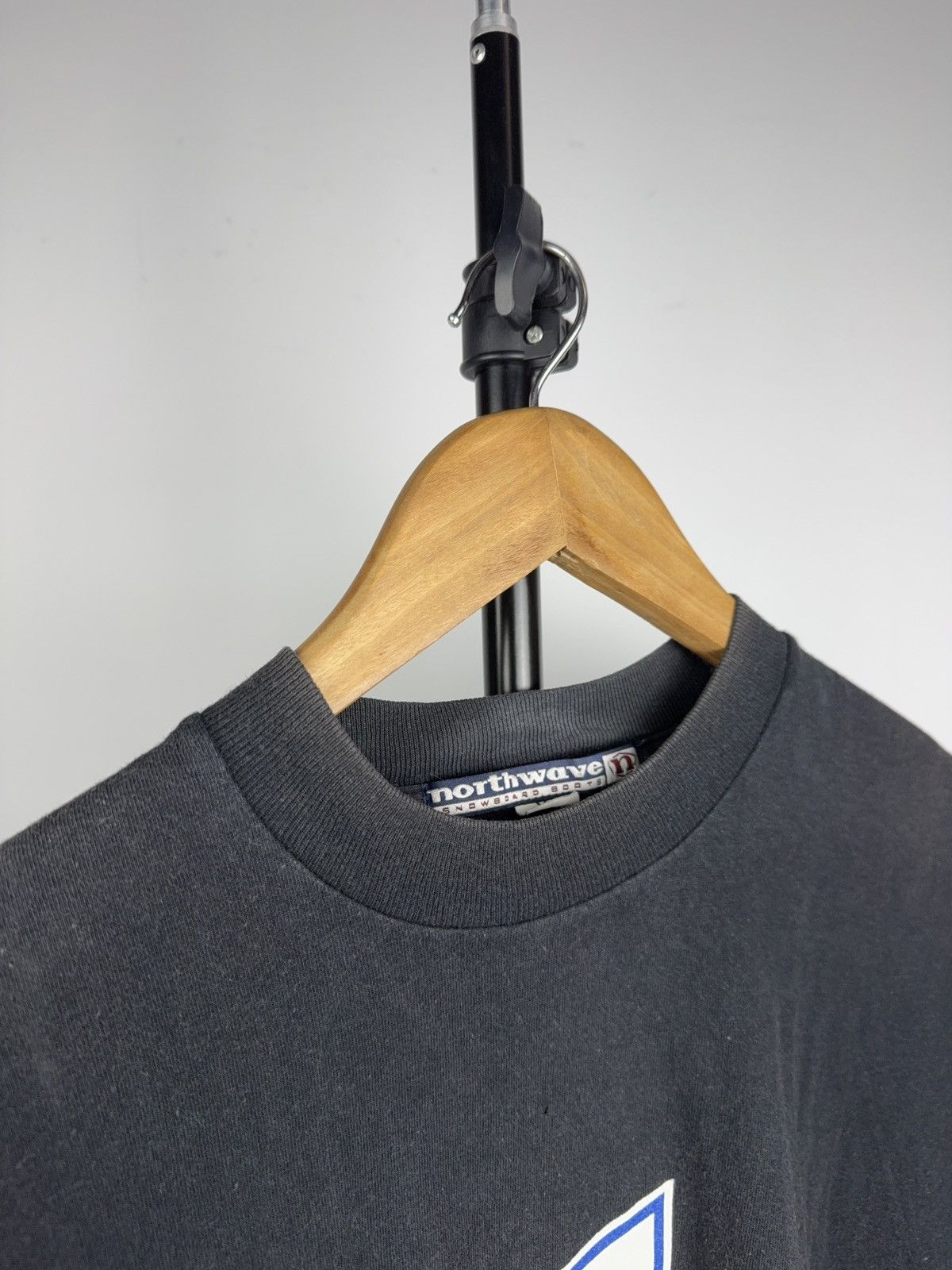 Vintage 90s Retro Vintage Northwave Snowboards Logo Rare T-Shirt Y2K Size US L / EU 52-54 / 3 - 10 Thumbnail