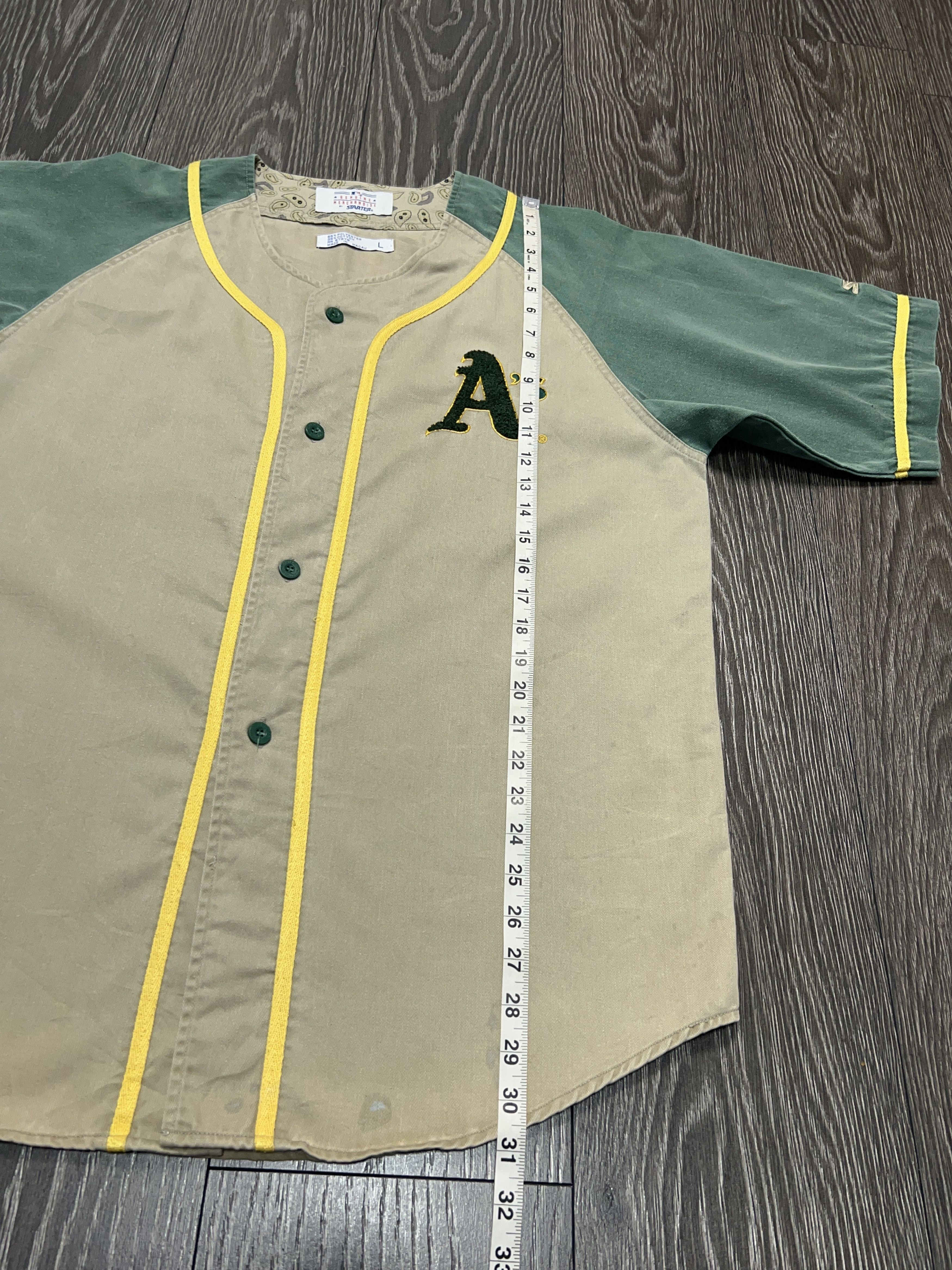 Starter Vintage Mens A's Oakland Athletics Baseball Jersey T Shirt L Size US L / EU 52-54 / 3 - 9 Thumbnail