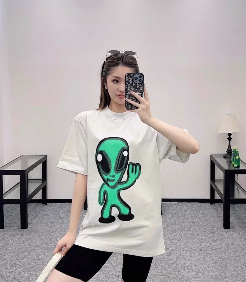 Balenciaga Balenciaga size S Spring and summer alien smiling face T-s Size US M / EU 48-50 / 2 - 8 Thumbnail