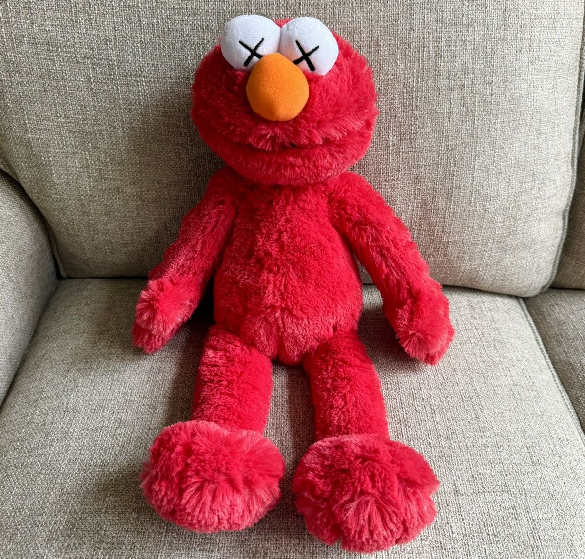 Kaws × Uniqlo FAST SHIP Sesame Street Elmo Red Plush Toy Doll Red Figure Size ONE SIZE - 1 Thumbnail
