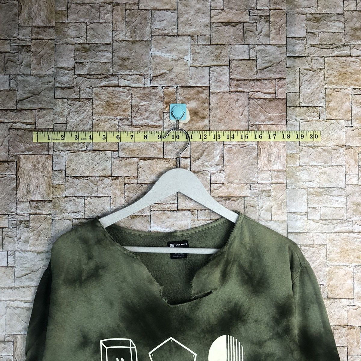 DC DC X Evan Smith Green ripped acid wash Sweatshirt #A187 Size US M / EU 48-50 / 2 - 4 Thumbnail