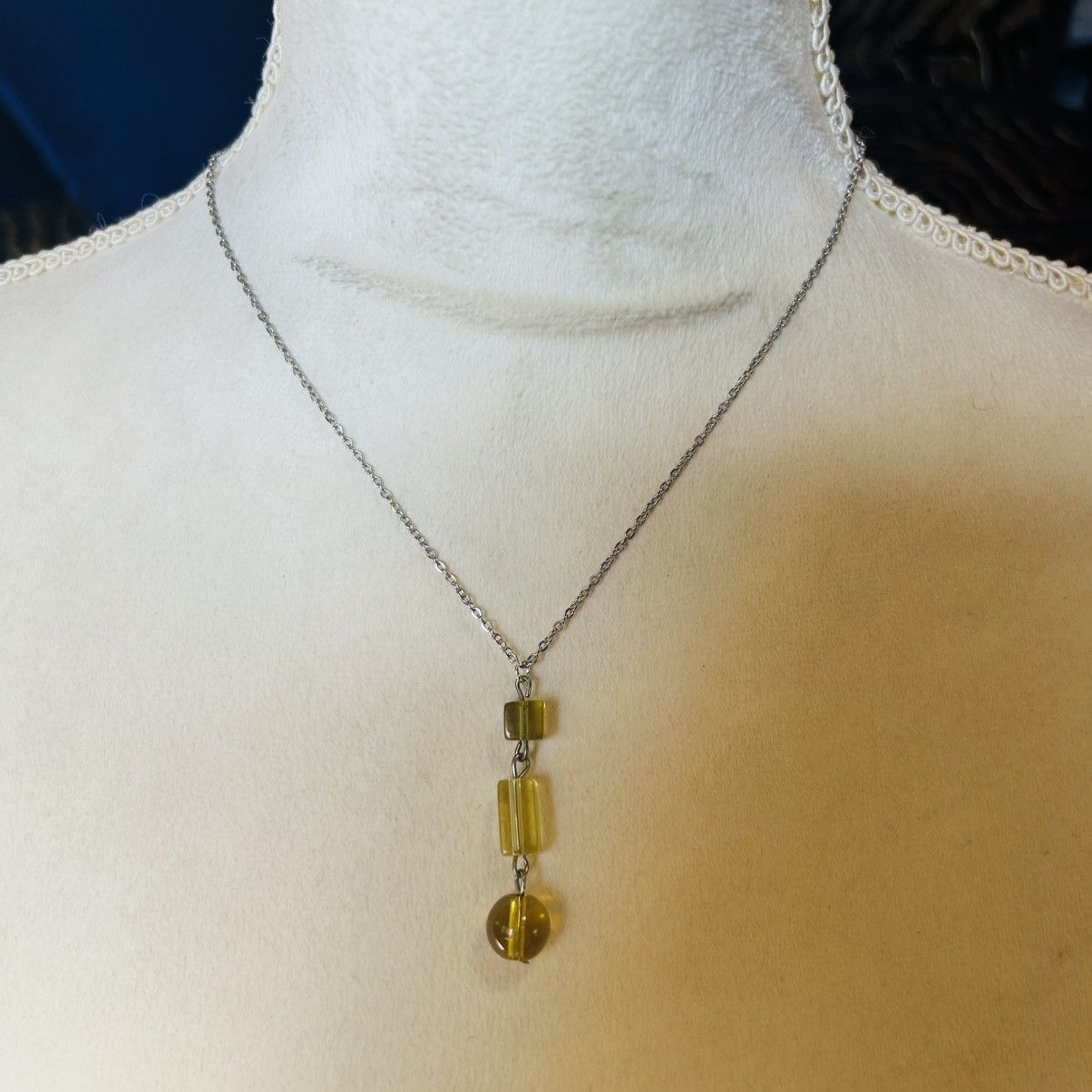 Handmade Handcrafted vintage golden lucite beaded drop necklace Size ONE SIZE - 2 Thumbnail