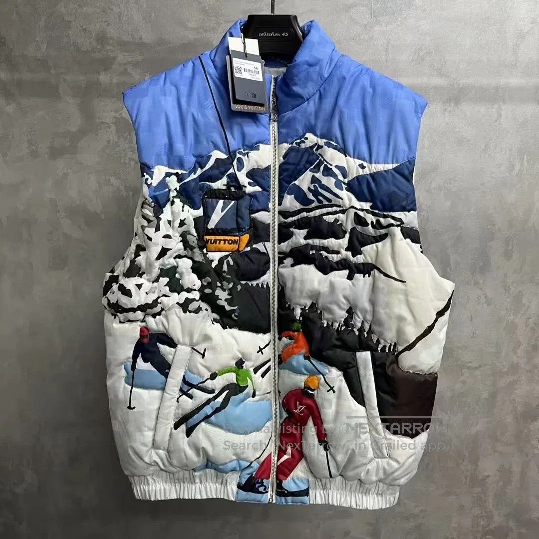 Louis Vuitton Louis Vuitton 2025 Blue Printed Sleeveless Jacket. Size US XXL / EU 58 / 5 - 1 Thumbnail