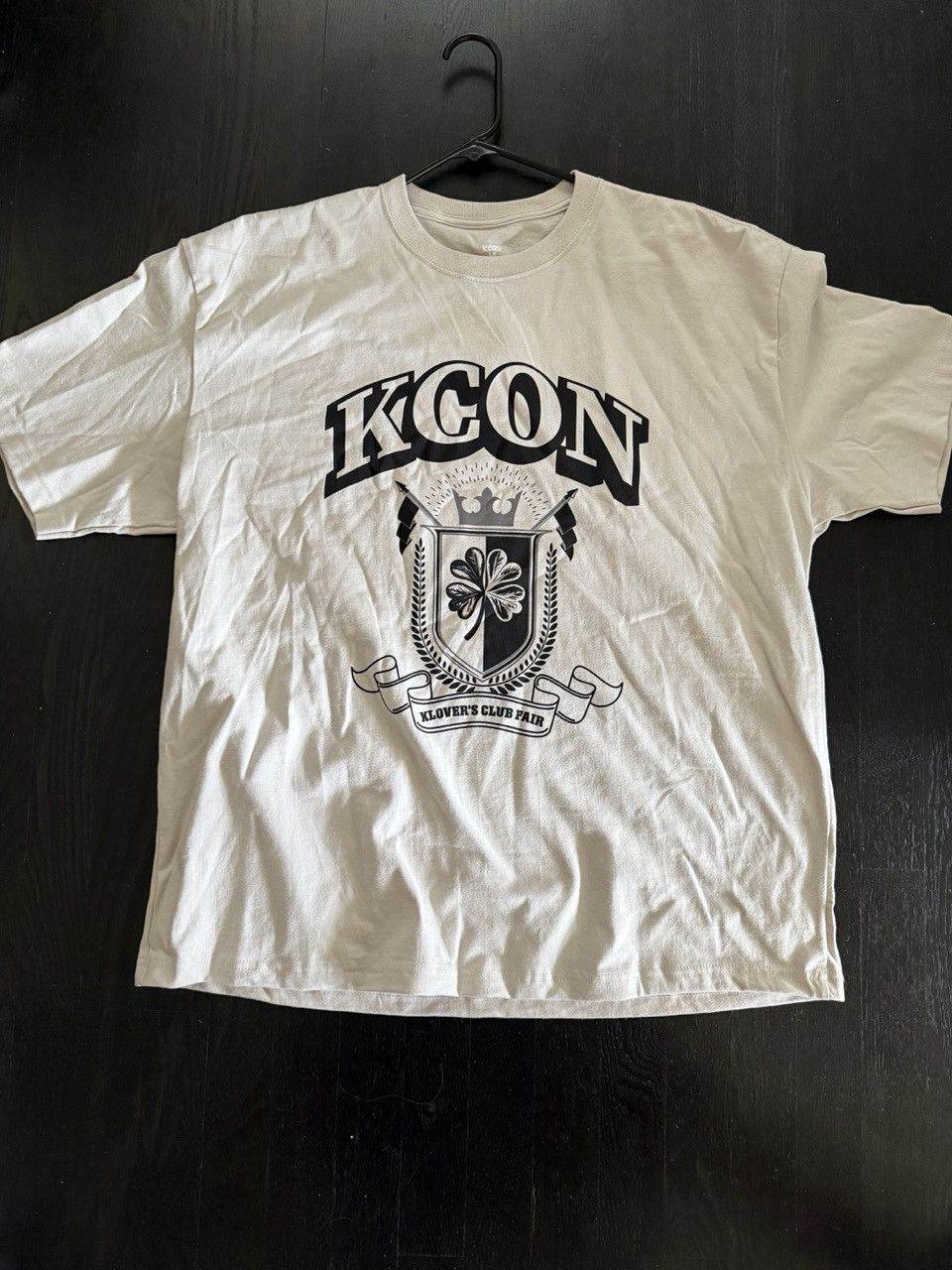 Other KCON LA 2025 - Official Klover's Club Fair Lineup T-Shirt Size US XL / EU 56 / 4 - 1 Thumbnail
