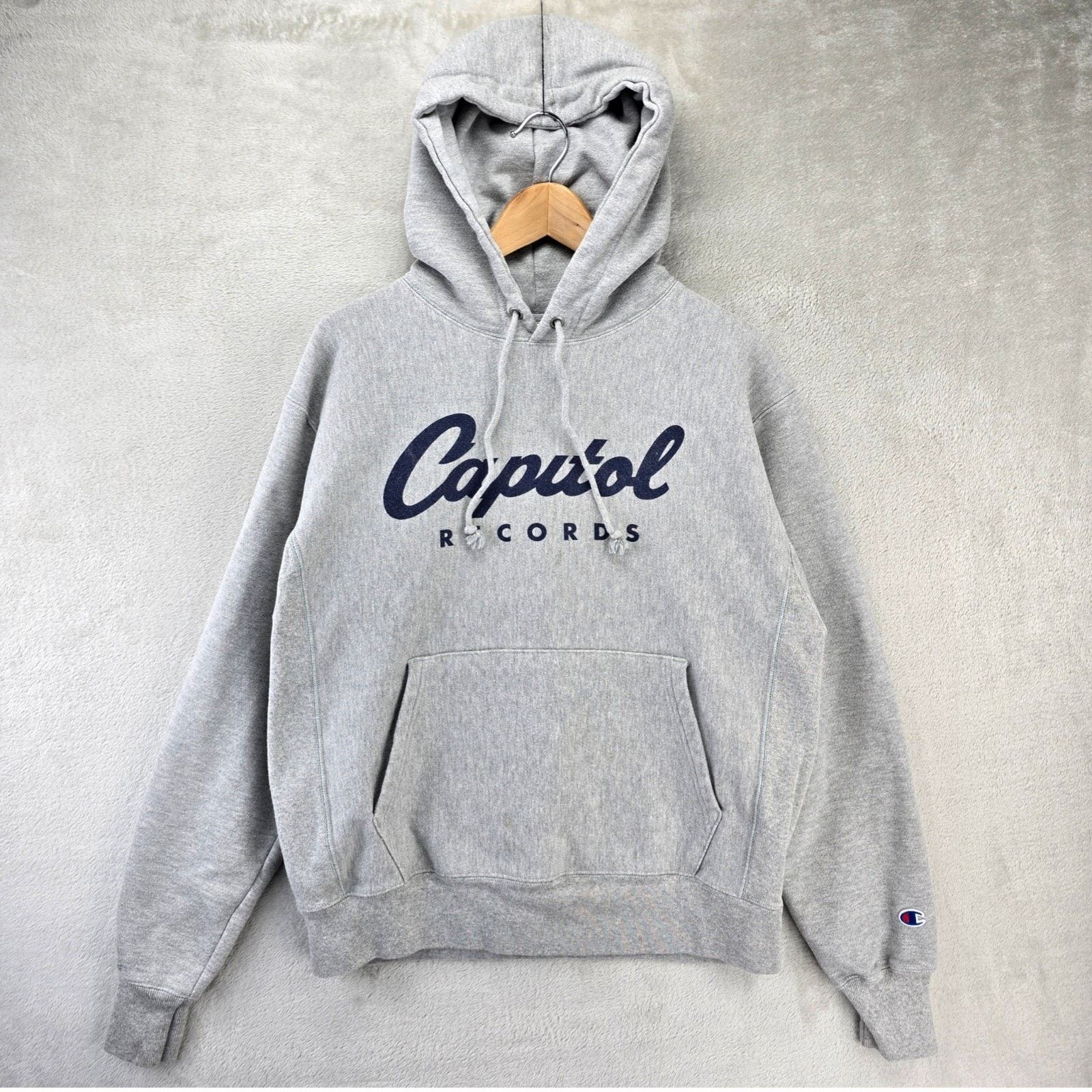 Champion Vintage Champion Reverse Weave Capitol Records Hoodie Medium Size US M / EU 48-50 / 2 - 1 Thumbnail