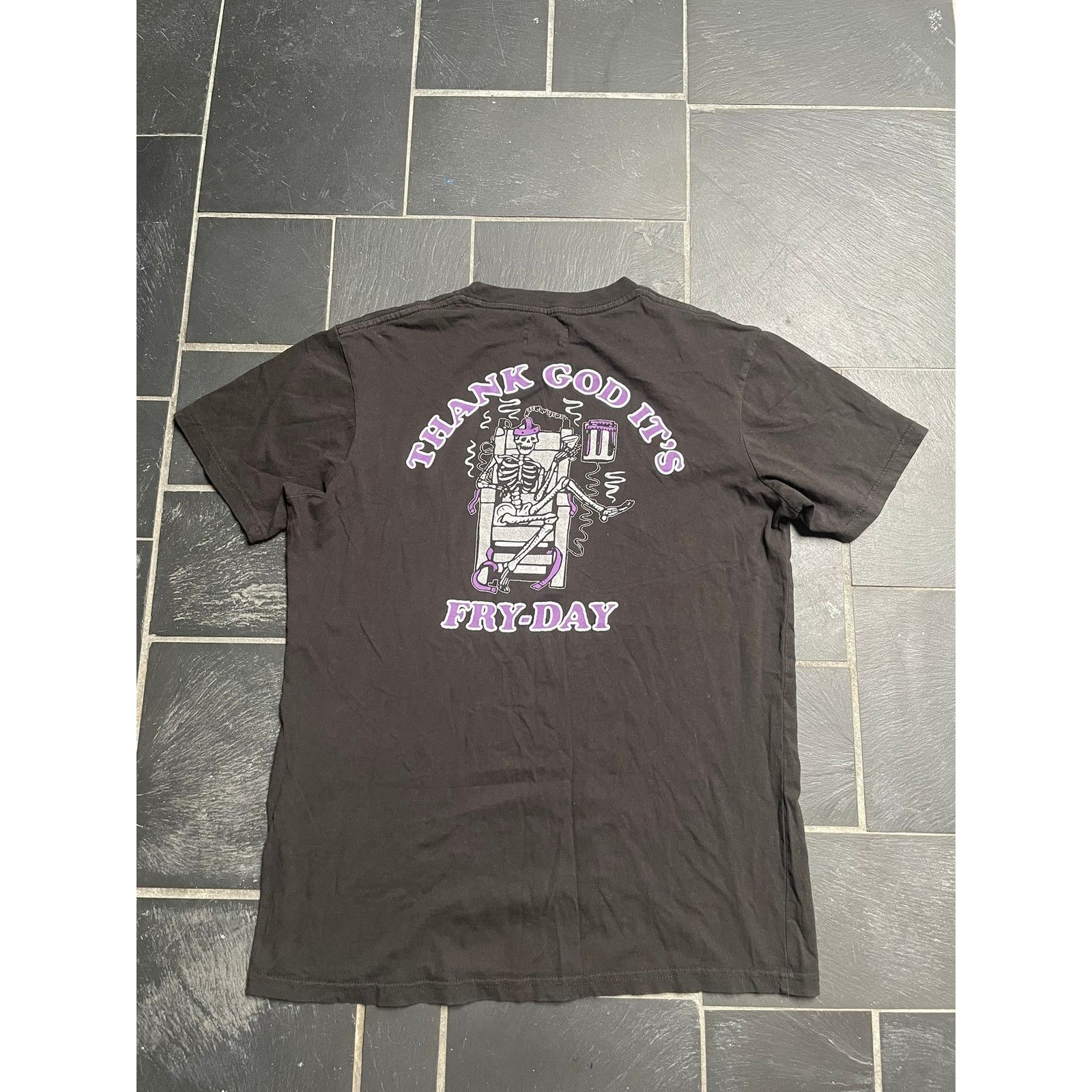 Cotton On Thank God Its Fry Day Black Purple Tshirt Skull Tshirt Size US M / EU 48-50 / 2 - 1 Thumbnail
