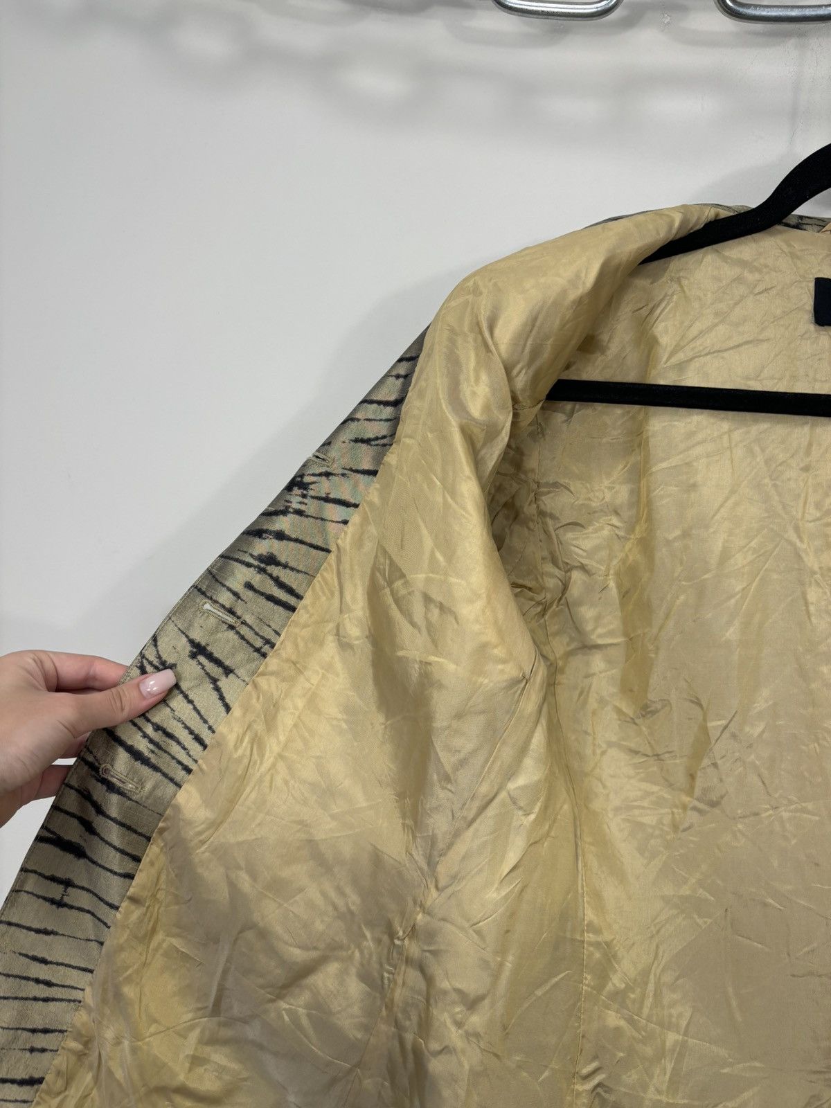 Escada Vintage Laurel By Escada Gold Avant Garde Silk Blazer Jacket Size S / US 4 / IT 40 - 11 Thumbnail