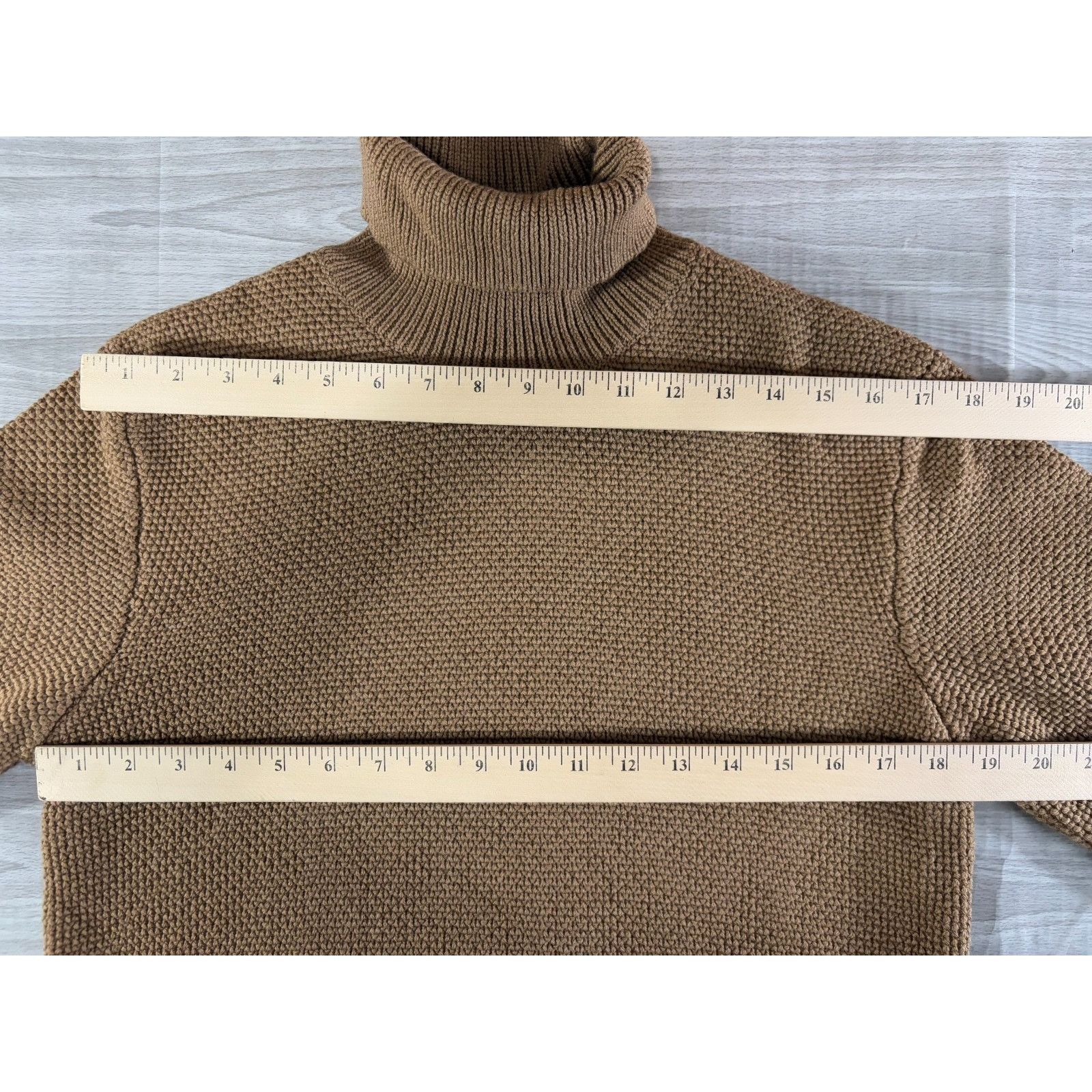 Altea milano luxury Wool turtleneck sweater size S color cam